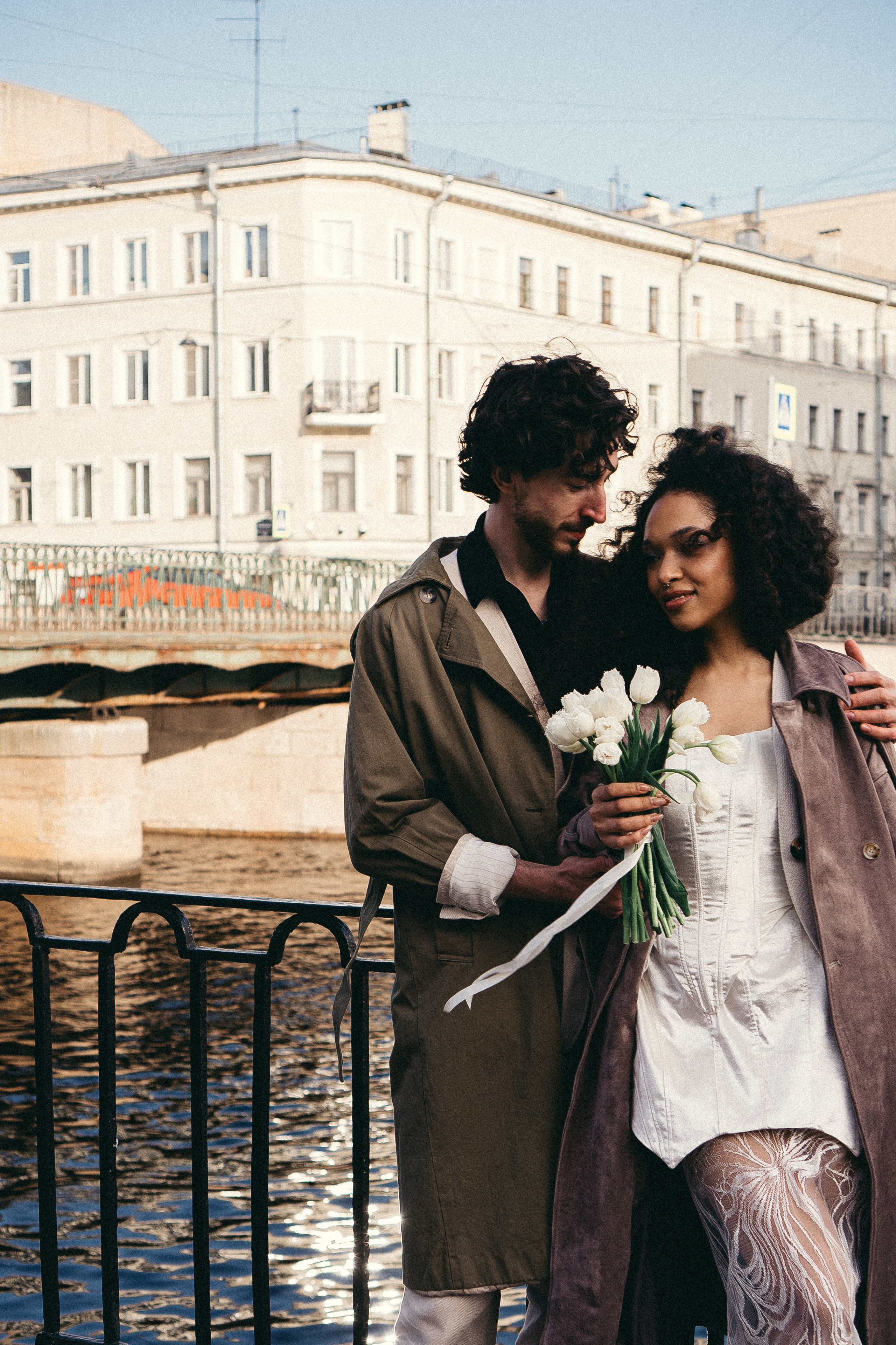 СВАДЕБНАЯ ПРОГУЛКА ПО ПЕТРОГРАДКЕ ВЕСНОЙ. СВАДЕБНАЯ ФОТОСЕССИИЯ НА ПЕТРОГРАДКЕ. Профессиональный фотограф, Санкт-Петербург — Виктория Богомолова