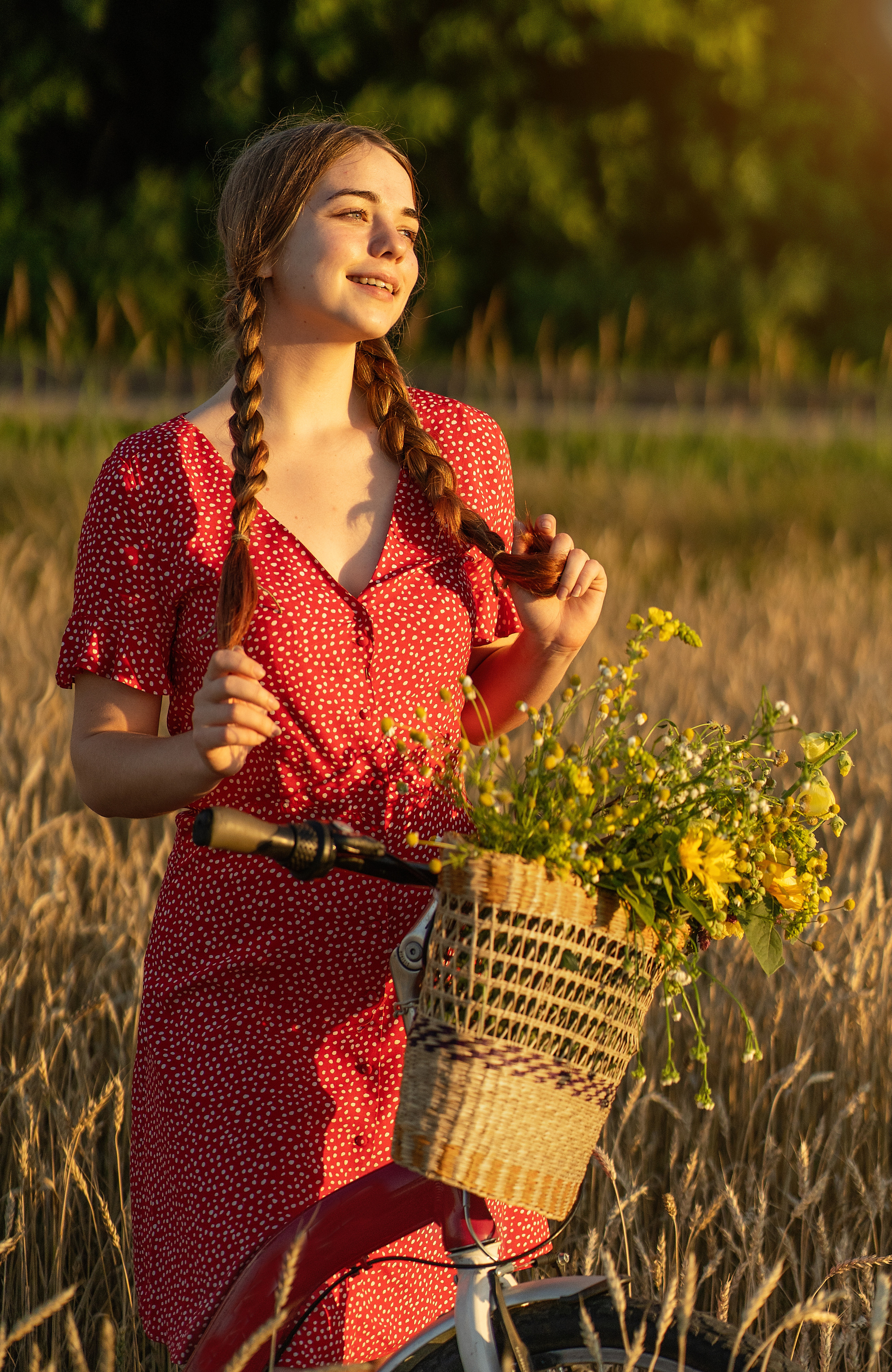 Закат в пшеничном поле. Виктория. Лариса Коновалова — портретный фотограф (Майкоп, Краснодар)