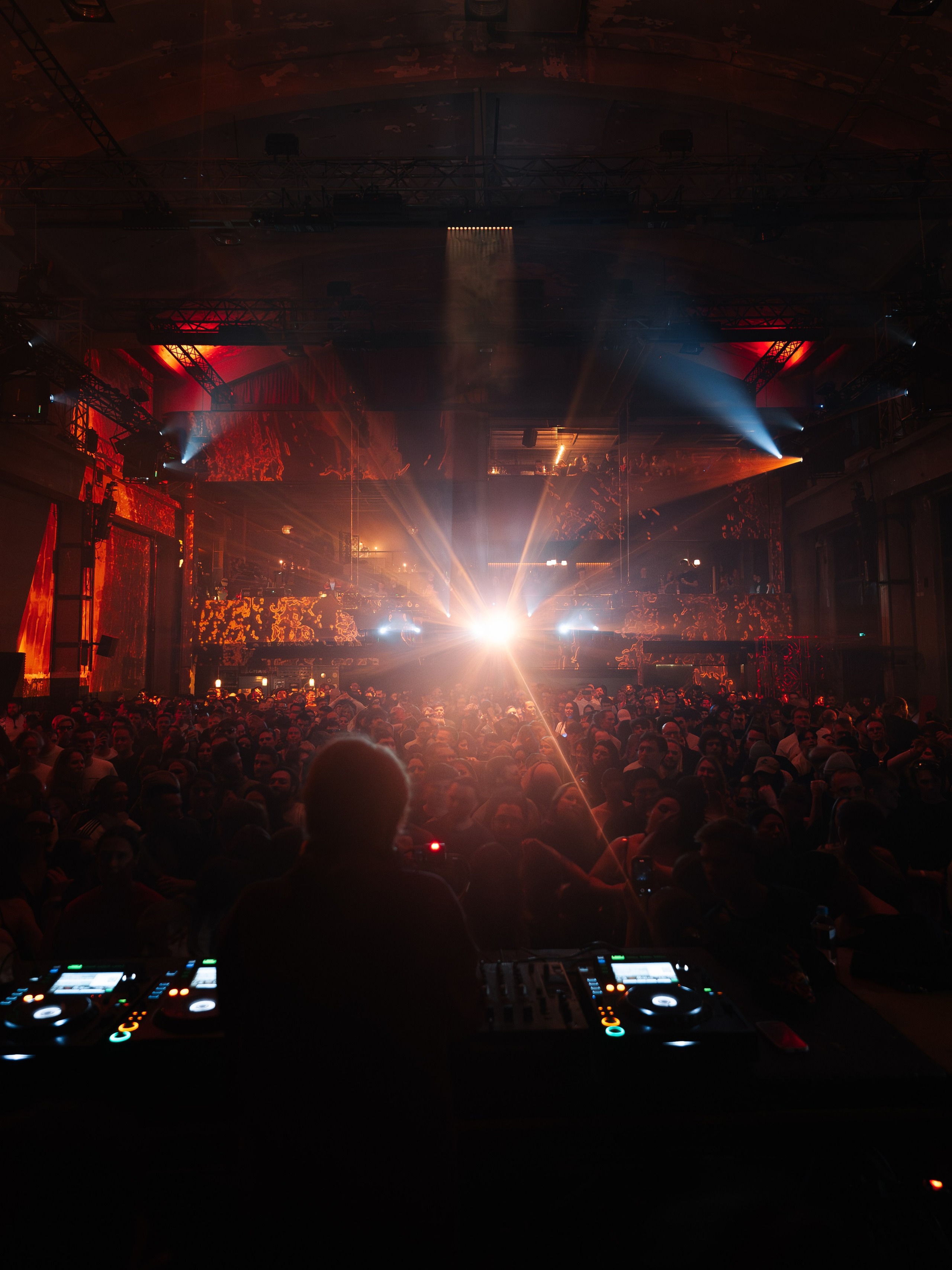 SICK YEARS, ARMA ╳ SILA SVETA. @tomrus: Рустам Шагиморданов — фотограф