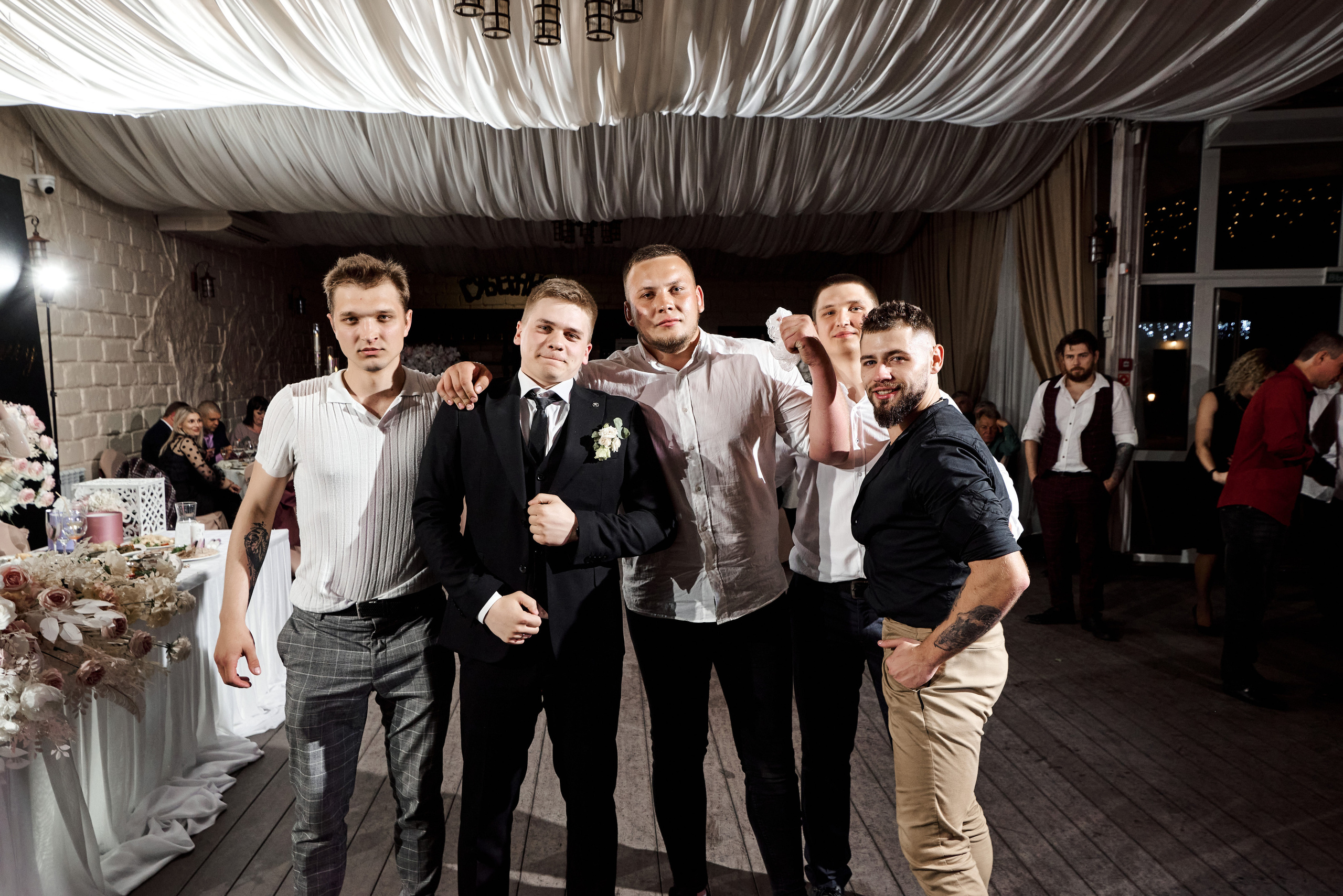 Свадьба Виолетты и Никиты. Свадебный фотограф г. Новочеркасск г. Ростов-на-Дону