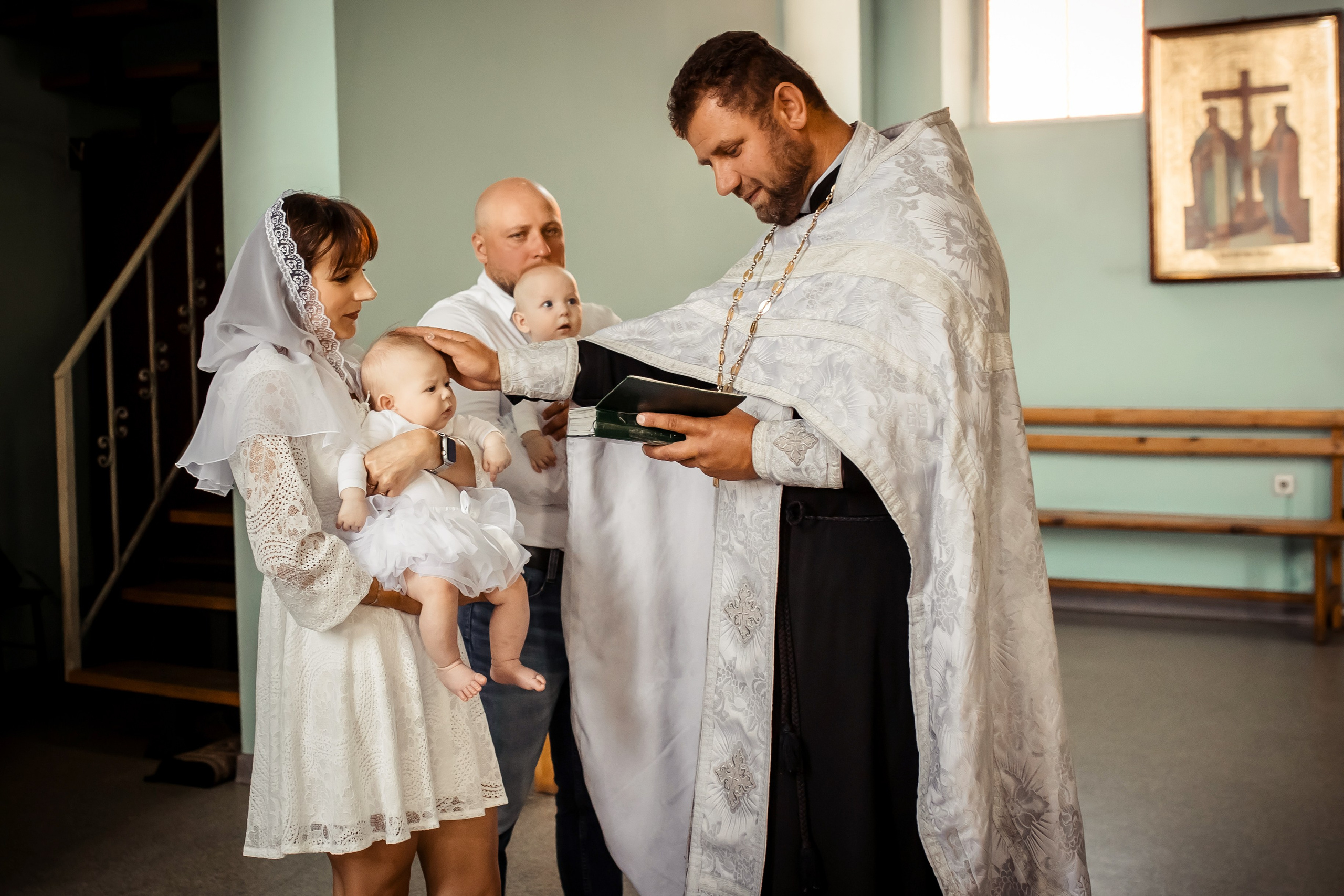 Крещение Милании и Эмилии