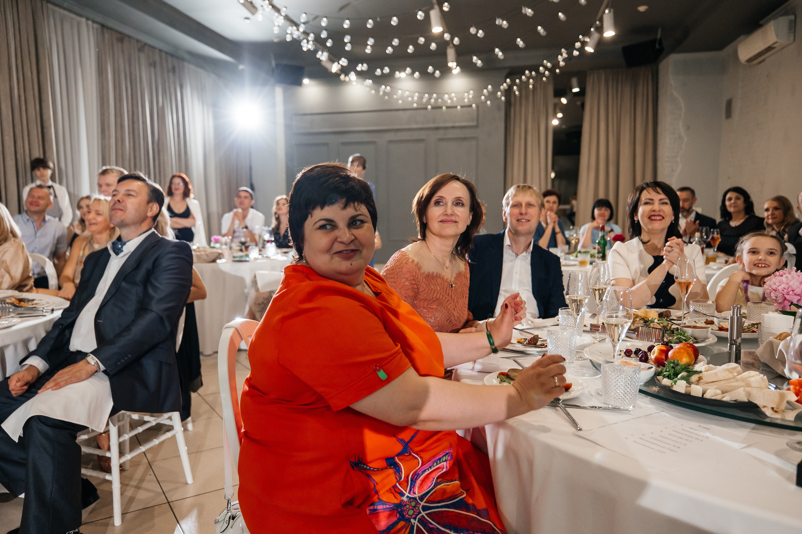 2023-06-23 Выпускной МБОУ СОШ № 10. Фотограф в Красноярске