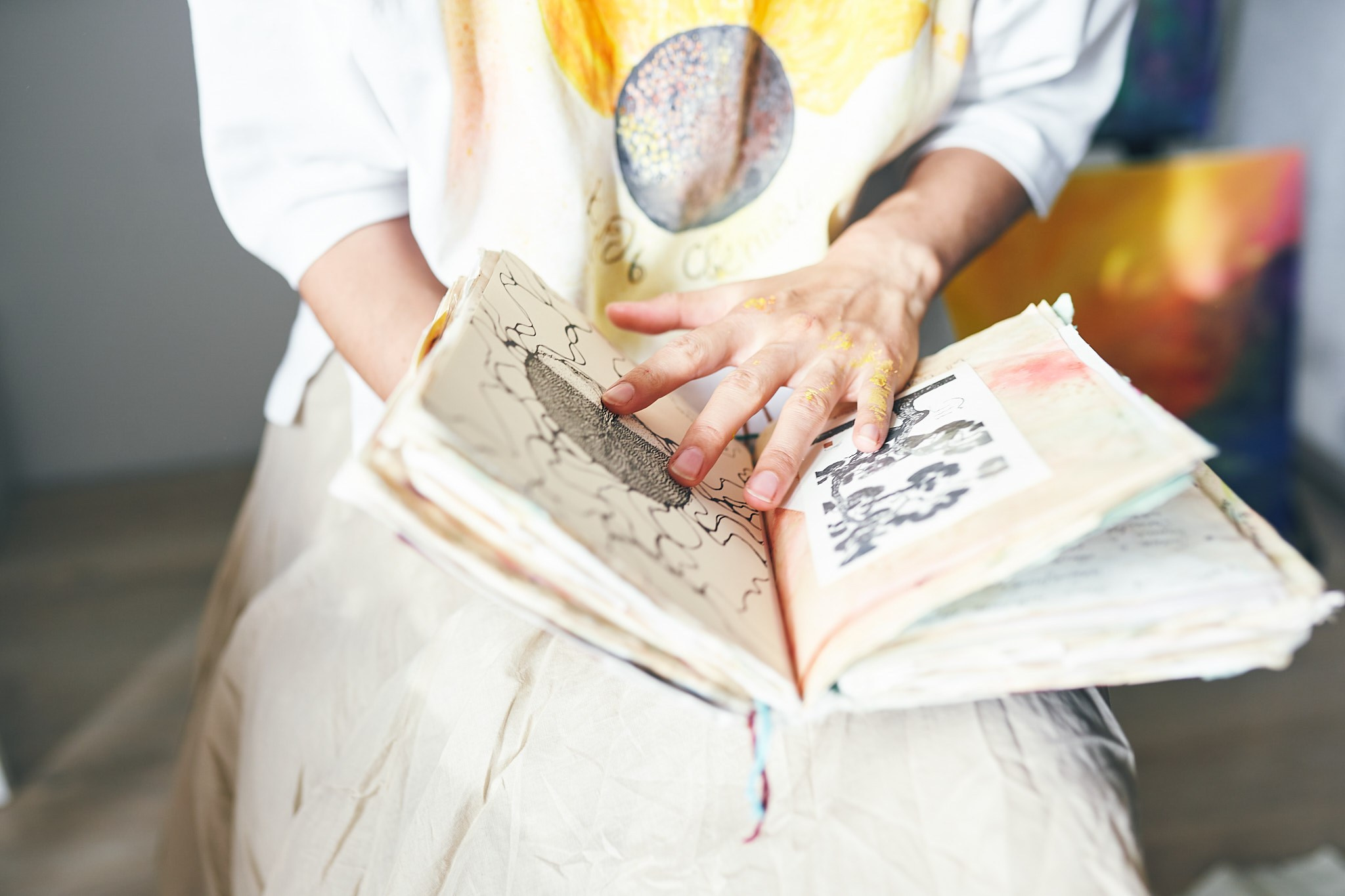 Контент съемка для художницы. Фотограф в Сочи Катя Гончарова