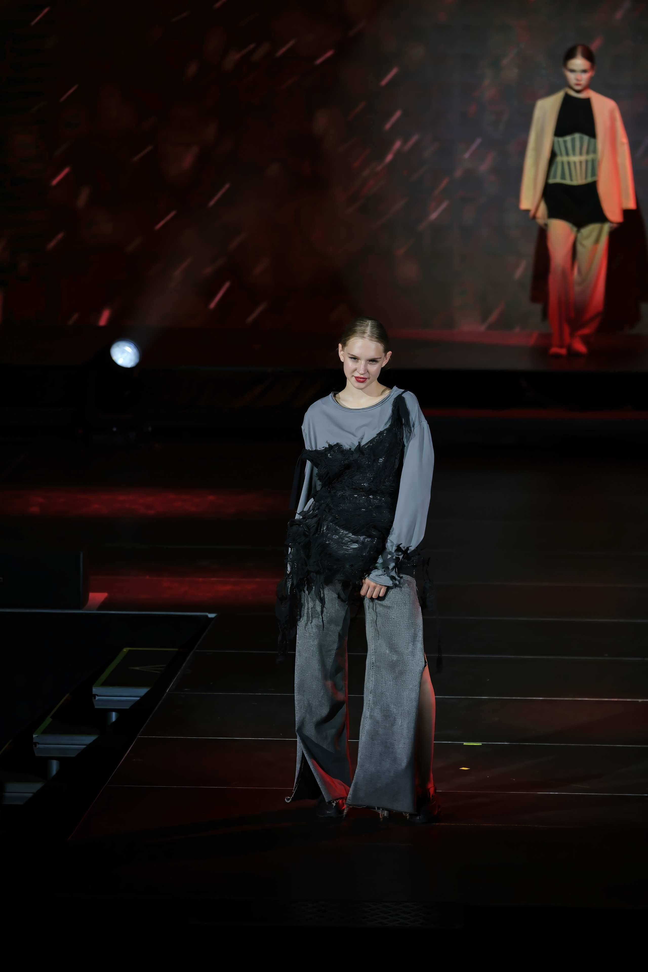 Подиумный спектакль «Стиль Надежды». Добро пожаловать в студию «Цифровой скульптор»  где искусство встречается с технологиями!