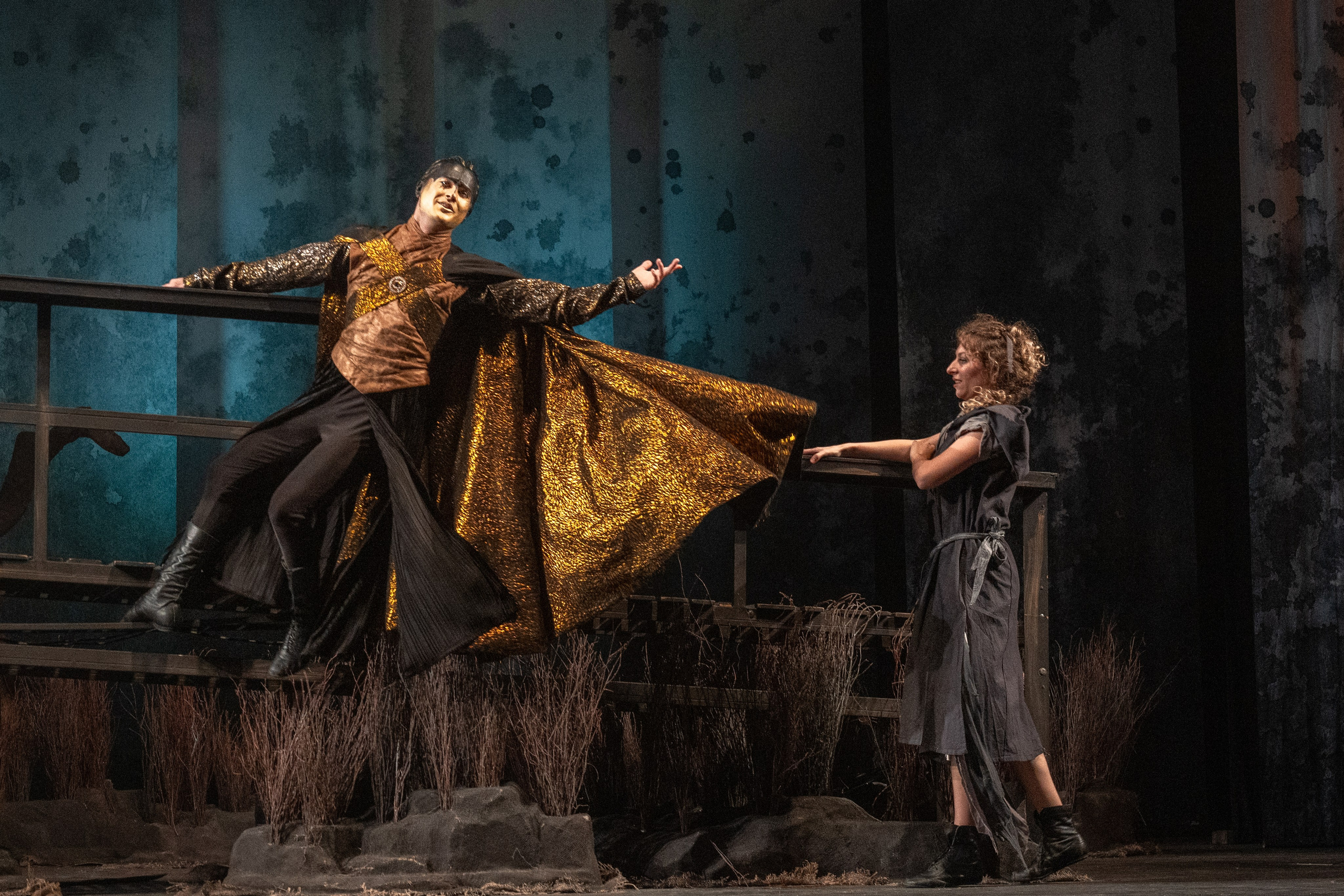 Алтайский молодёжный театр: Яга. Сайт фотографа Сергея Абрамова