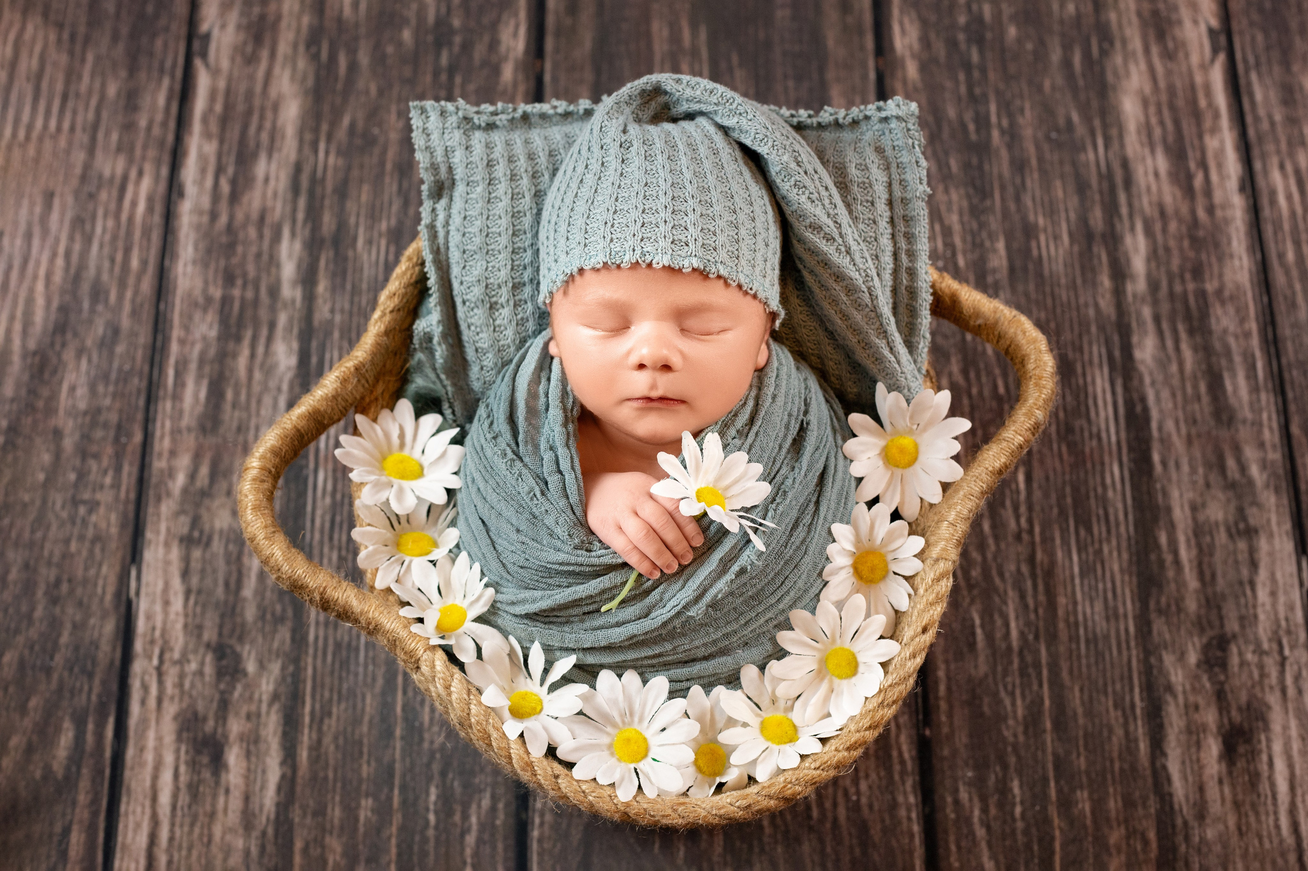 Только малыш. Фотограф новорожденных и детский фотограф в Радужном Васильева Елена