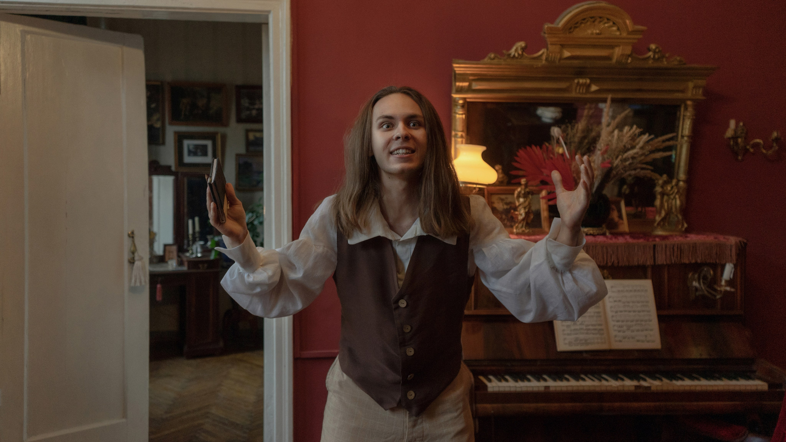 Писатель. Фотохудожник и фоторежиссёр Евгения Будякова