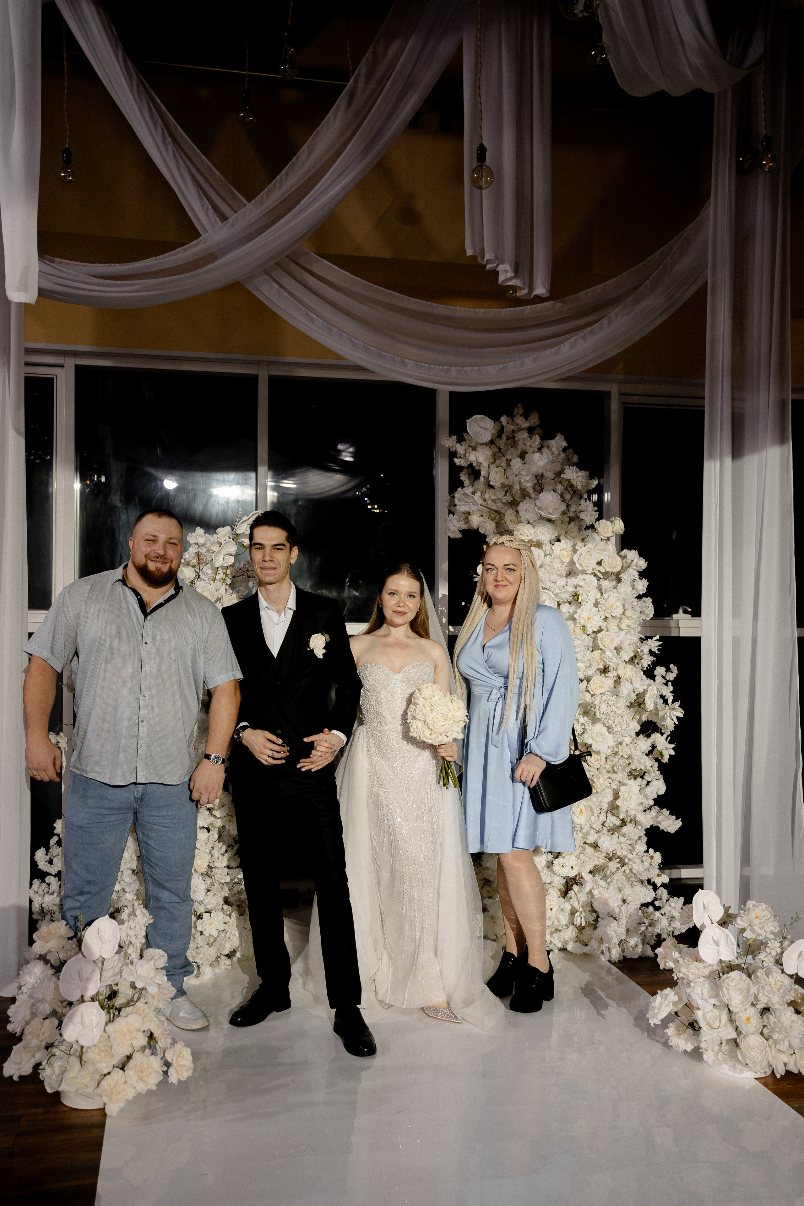 СВАДЕБНАЯ СЬЕМКА СБОРОВ В ОТЕЛЕ И ВЫЕЗД НА ЦЕРЕМОНИЮ (СНЯТО В СИБИРЕ В НИЖНЕВАРТОВСКЕ). Профессиональный фотограф, Санкт-Петербург — Виктория Богомолова