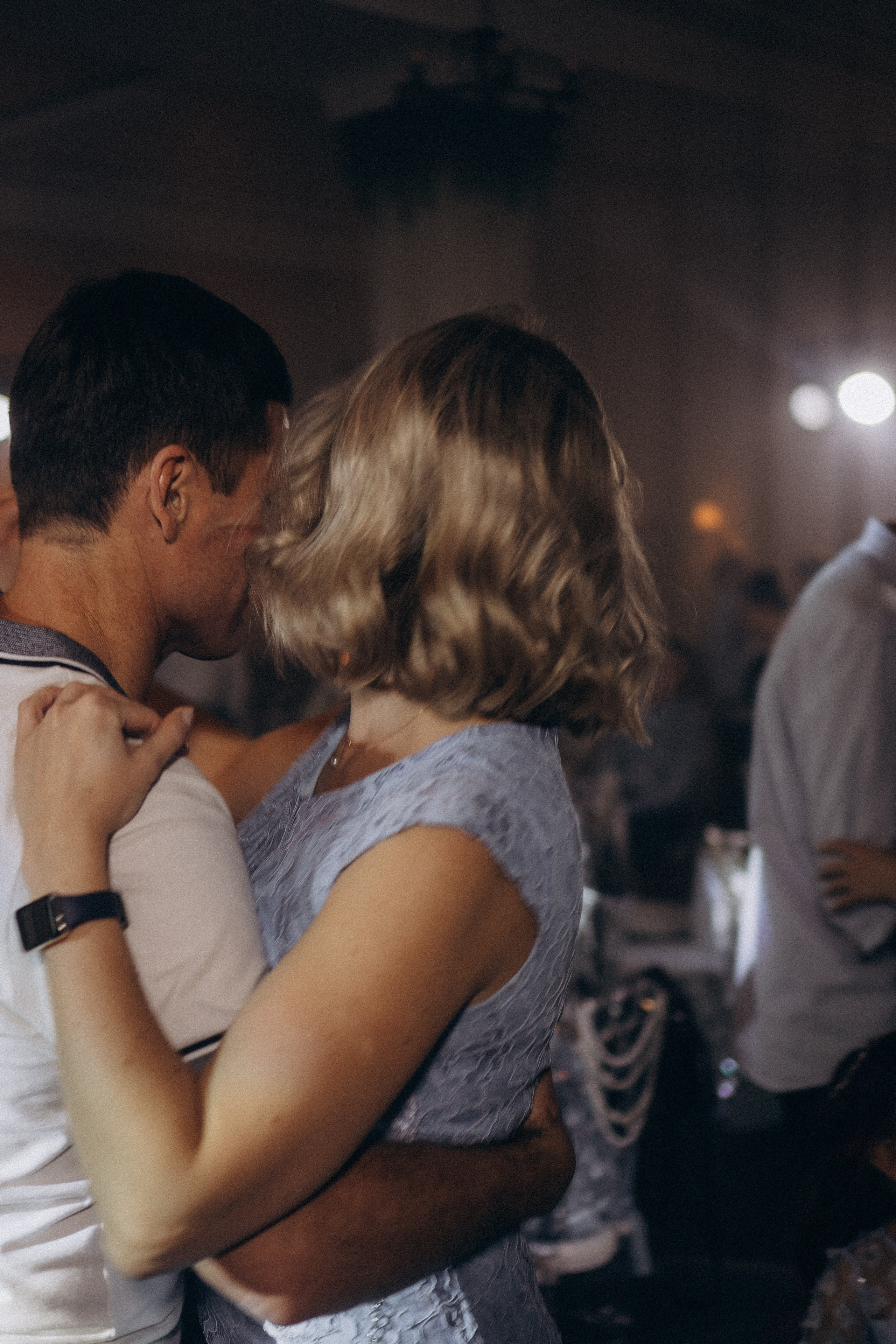 СВАДЕБНАЯ СЬЕМКА СБОРОВ В ОТЕЛЕ И ВЫЕЗД НА ЦЕРЕМОНИЮ (СНЯТО В СИБИРЕ В НИЖНЕВАРТОВСКЕ). Профессиональный фотограф, Санкт-Петербург — Виктория Богомолова