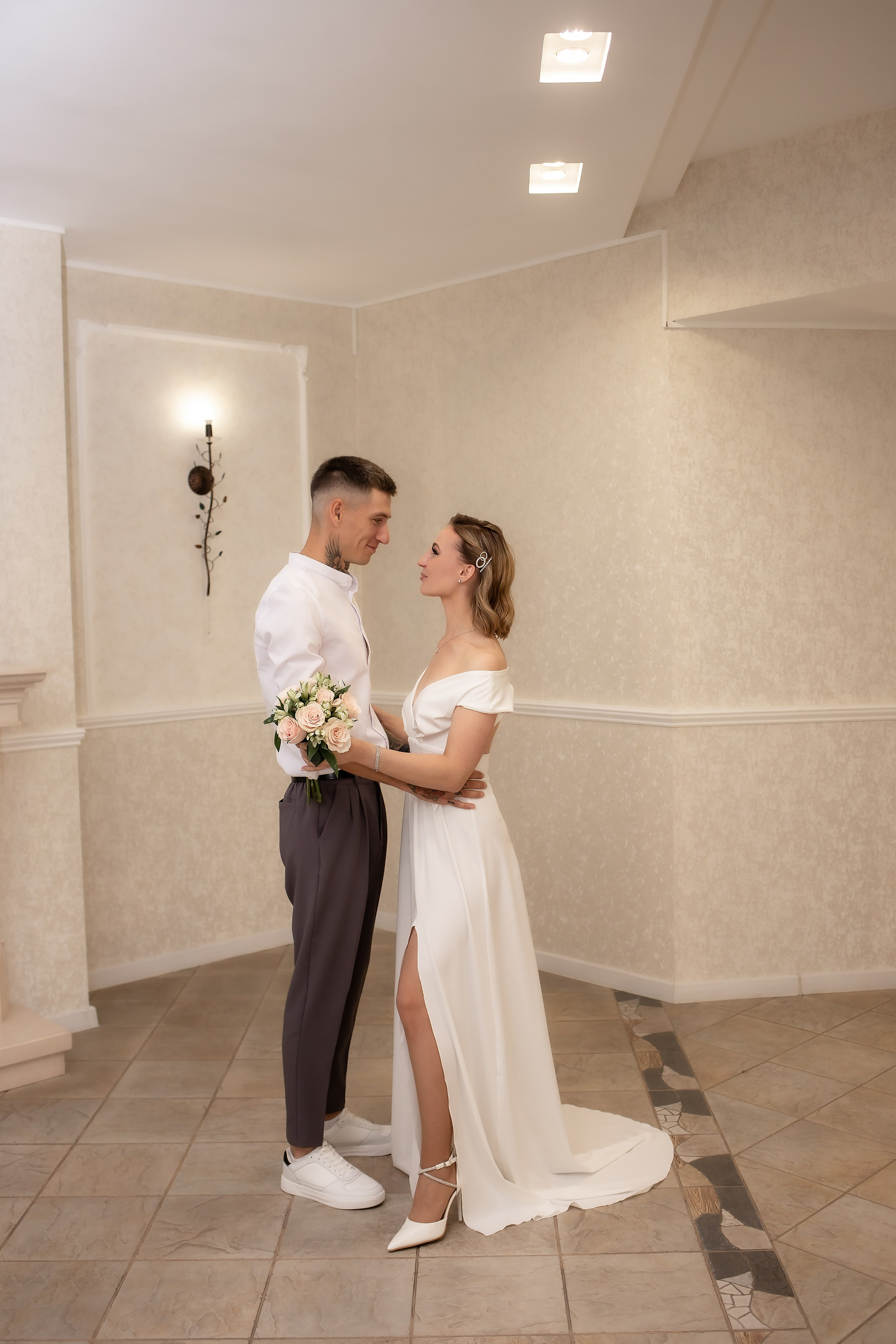 Саша и Вика. Биржевой сквер. Фотограф в Калининграде Решетникова Алина