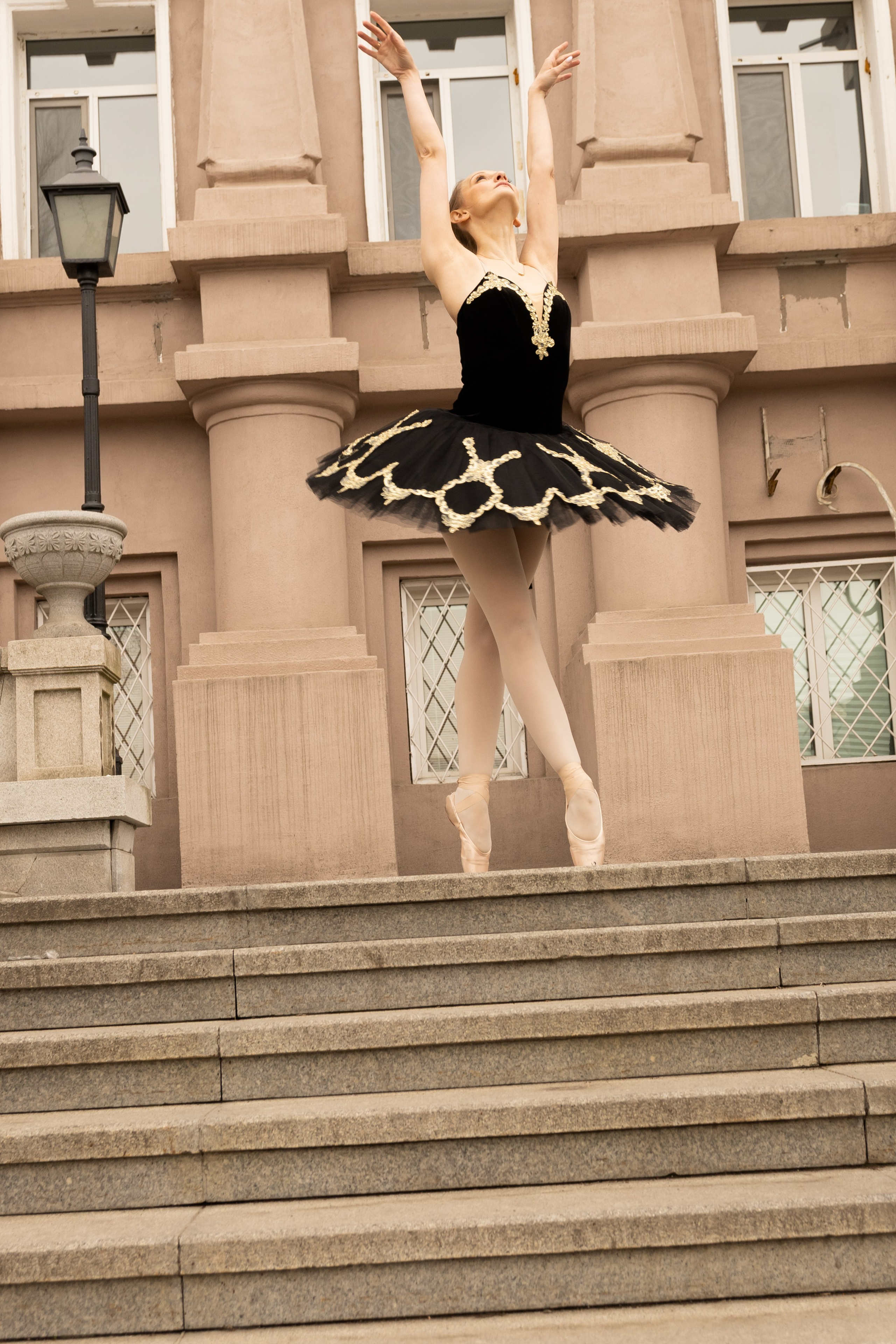 Балерина в городе. Фотограф Владивосток