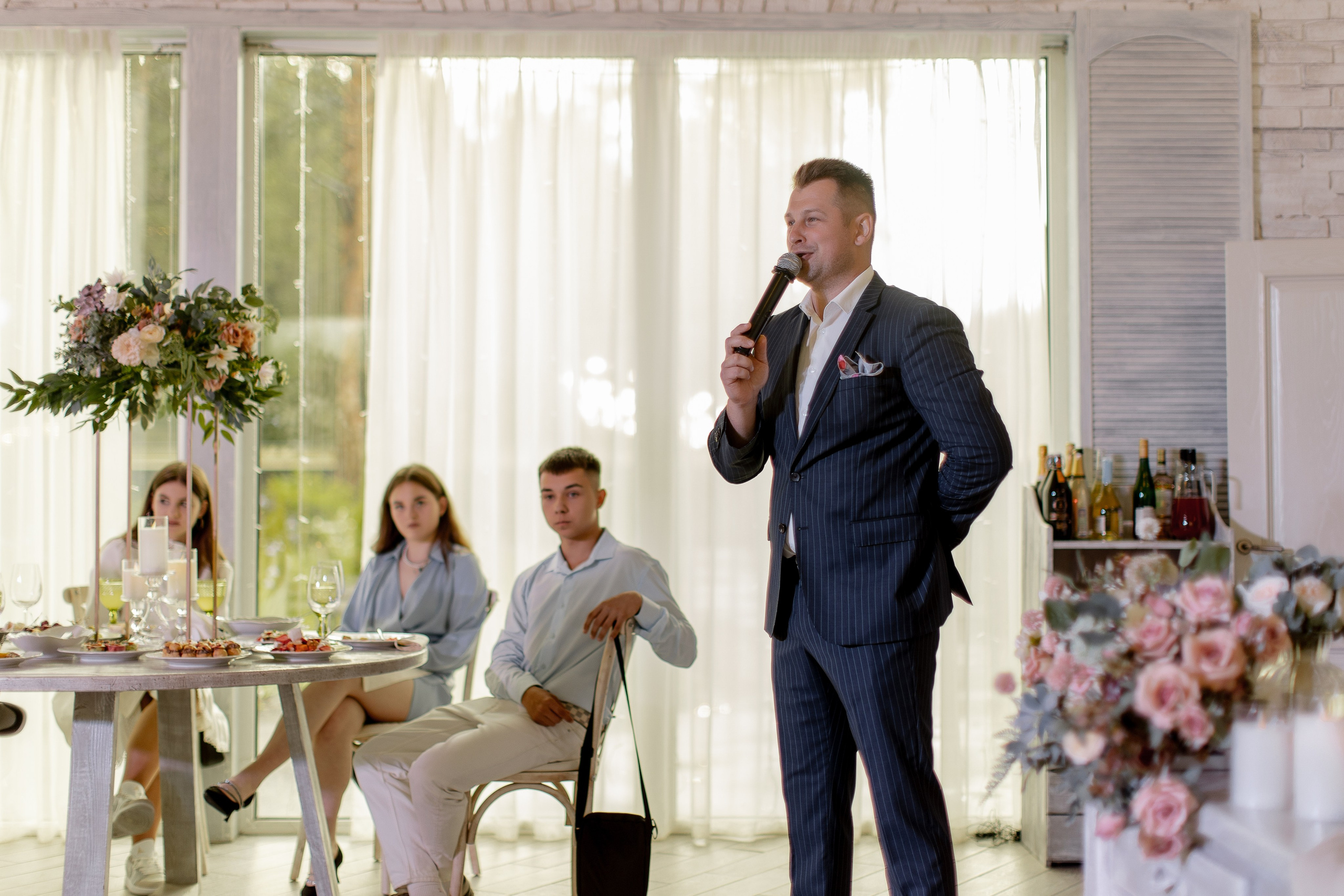 Один зонт, два сердца. Свадебный фотограф — Ефимов Сергей