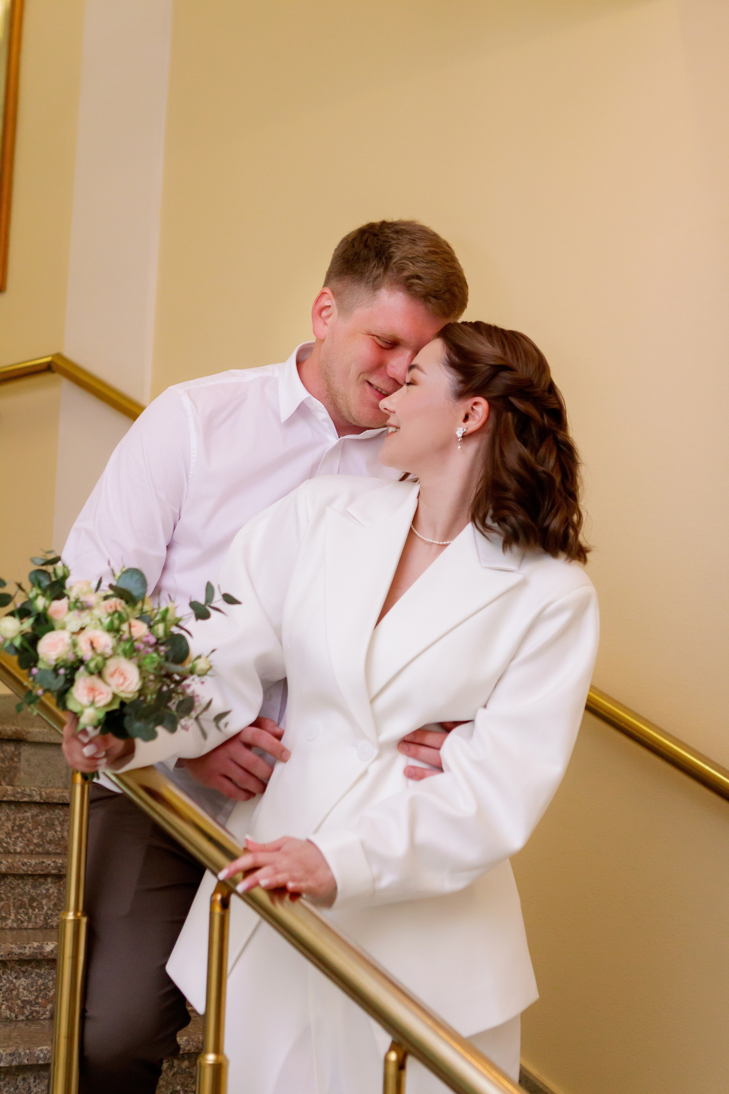 Никита и Елизавета. Свадебная фотосъёмка в ЗАГСе, Екатеринбург. Фотограф в Екатеринбурге Пойгина Елена