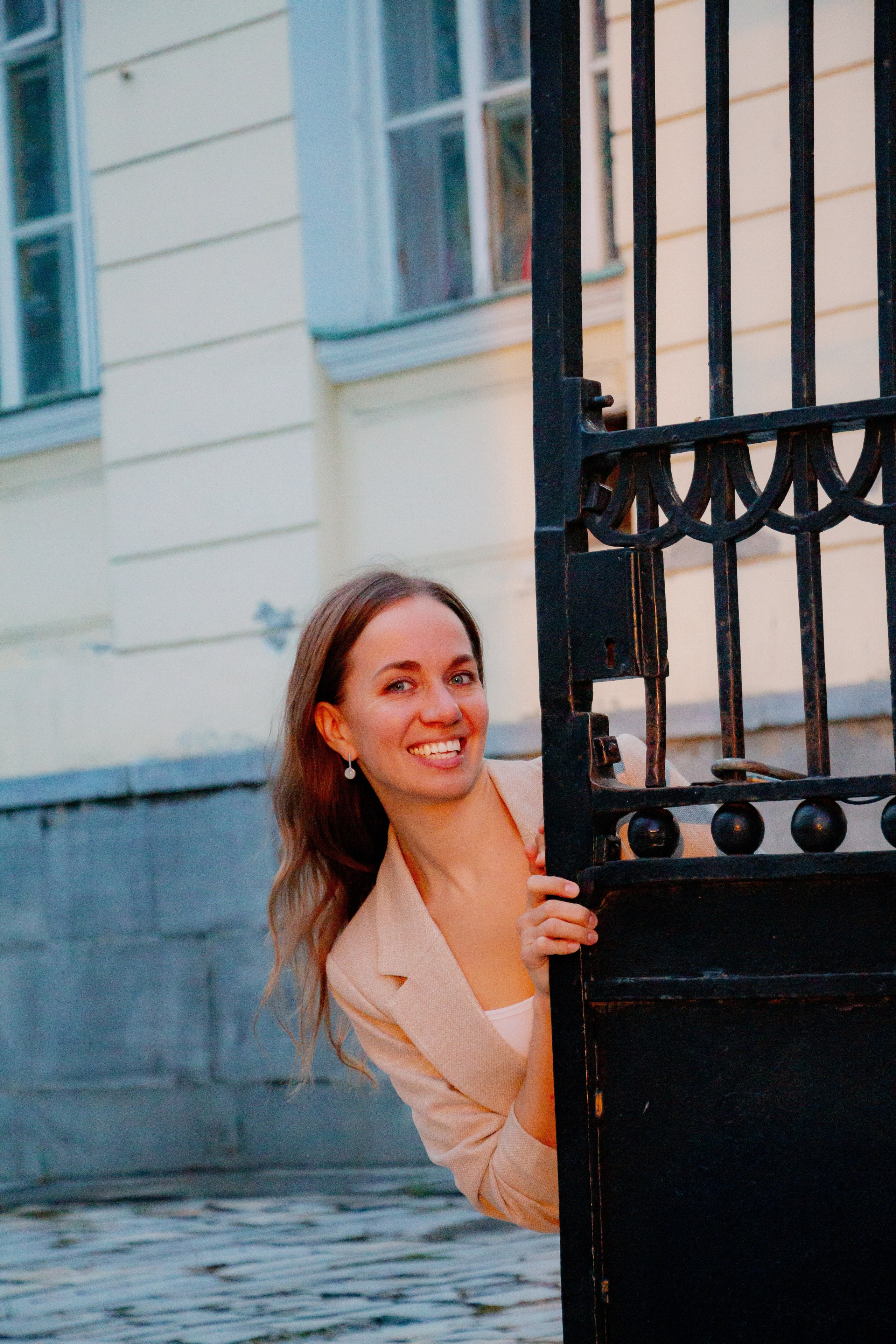 Фотосессия с цветущими яблонями, Екатеринбург. Фотопрогулка. Фотограф в Екатеринбурге Пойгина Елена