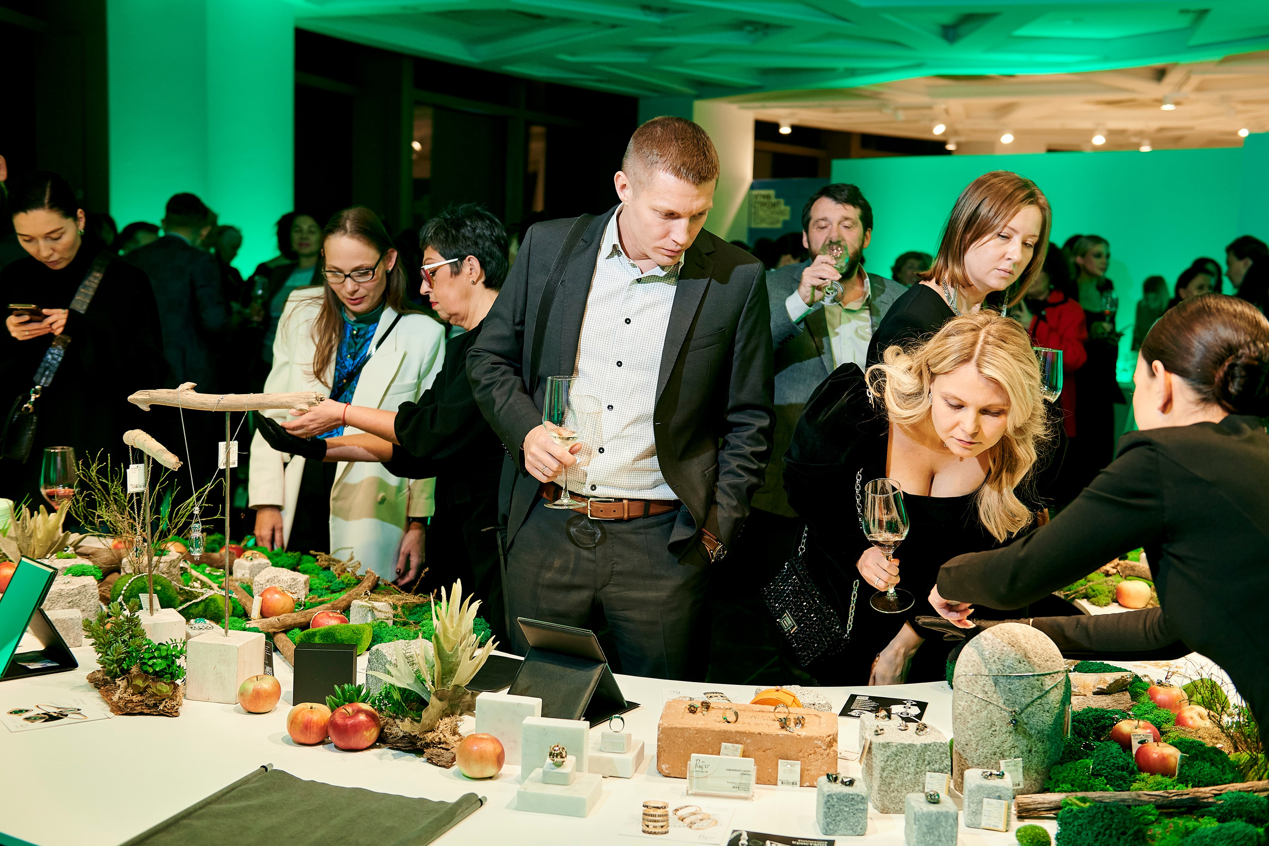 Ювелирный дом Ринго «Драгоценная история Урала». Фотограф Постольник Дарья