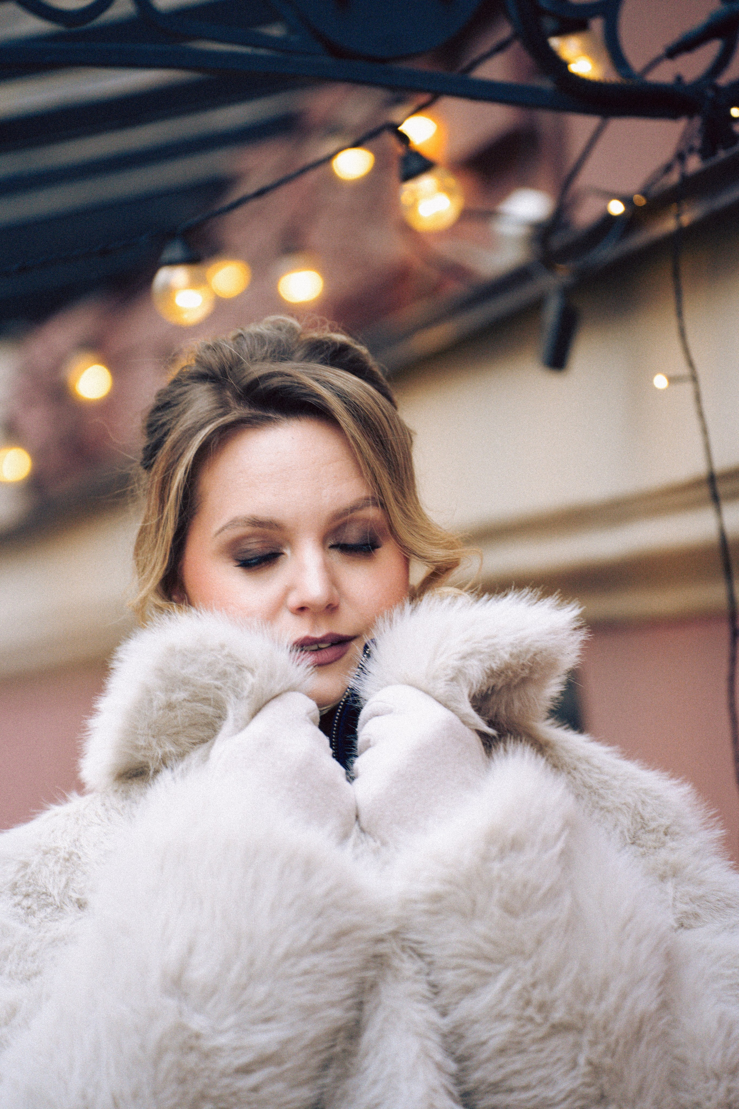 НОВОГОДНЯЯ ФОТОСЕСИИЯ В СТУДИИ ДЛЯ ДЕВУШКИ И ПРОГУЛКА ПО ЧЕРНЫШЕВСКОЙ. Профессиональный фотограф, Санкт-Петербург — Виктория Богомолова