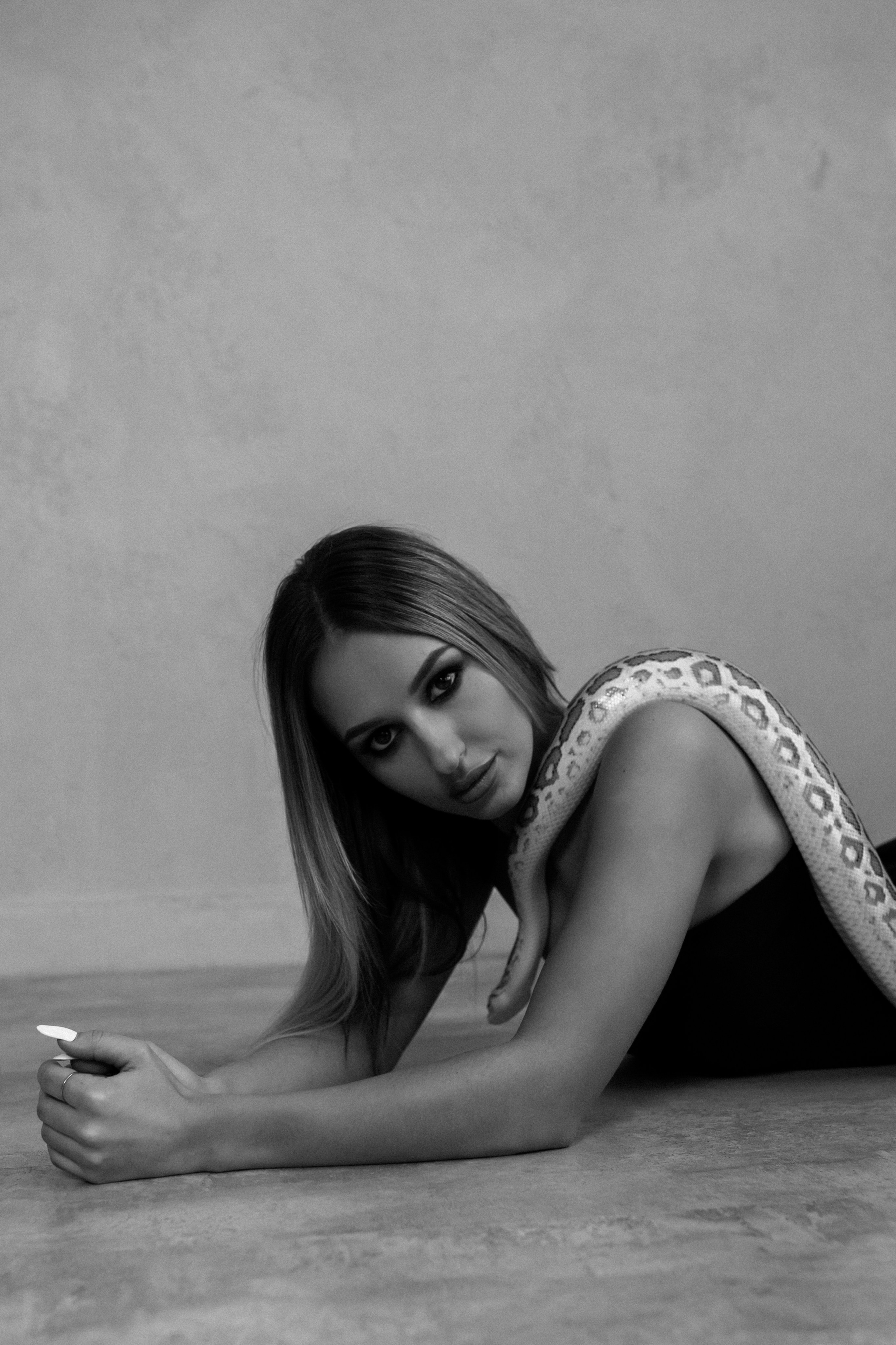 Фотосессии со змеей. Свадебный фотограф в Москве и Твери