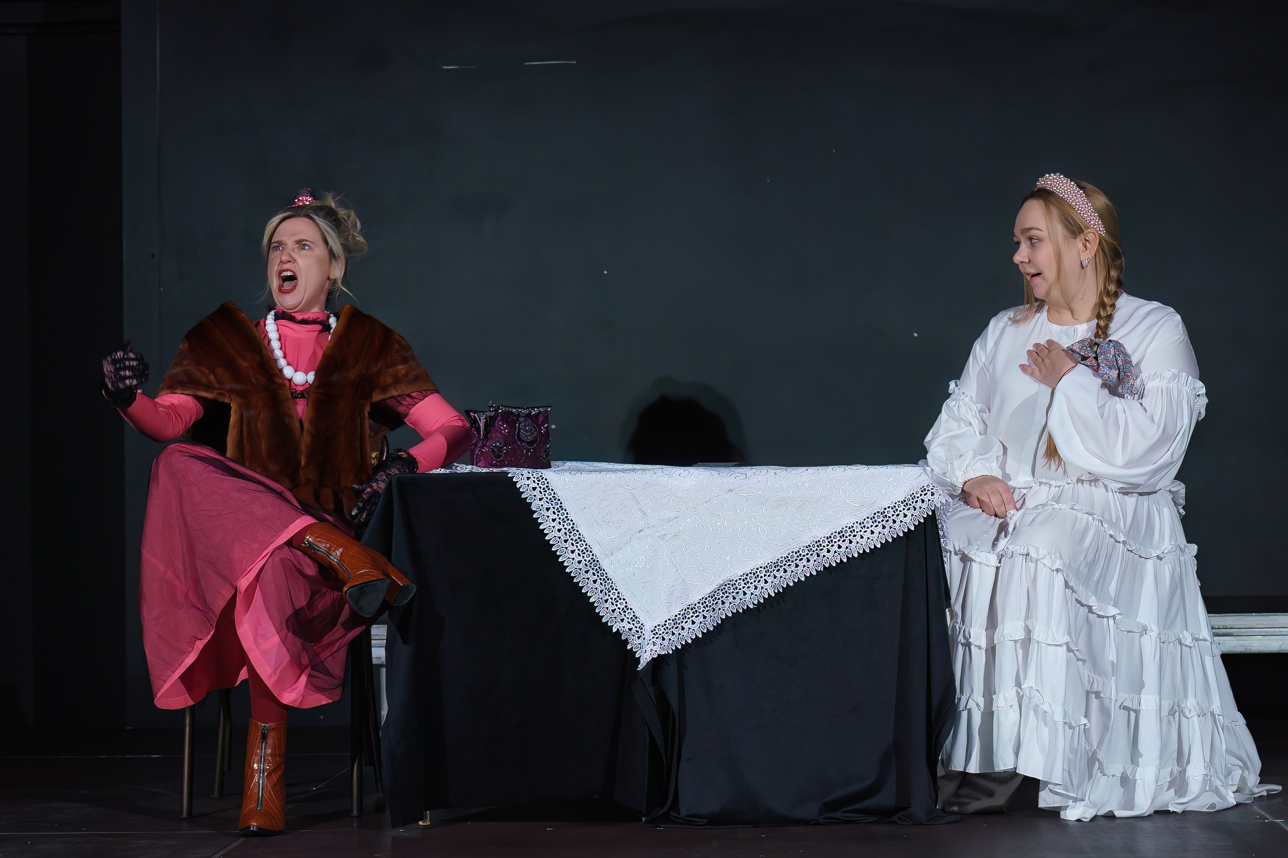 Отрывки из пьес. Продвинутые курсы по обучению актерскому мастерству. Театральная фотография