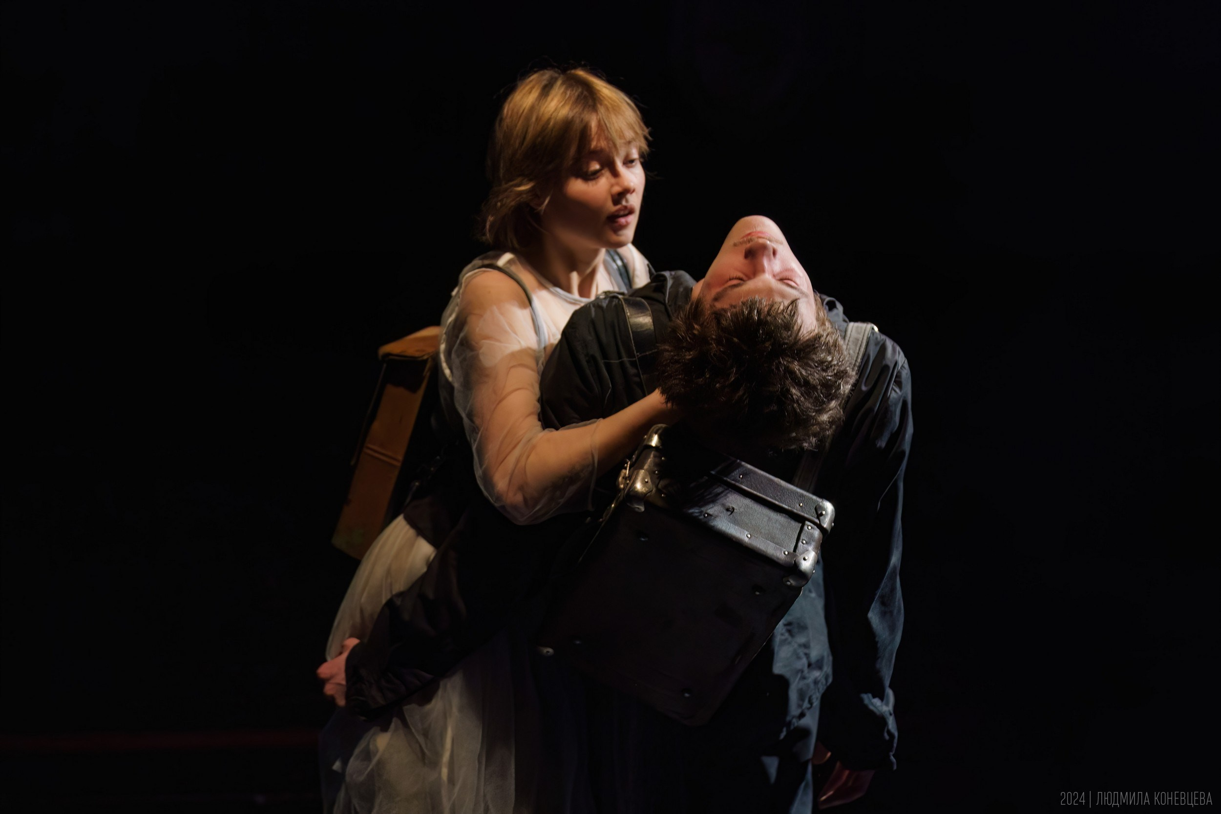 Я — ошибка. Курс О.Кудряшова. Театральная фотография