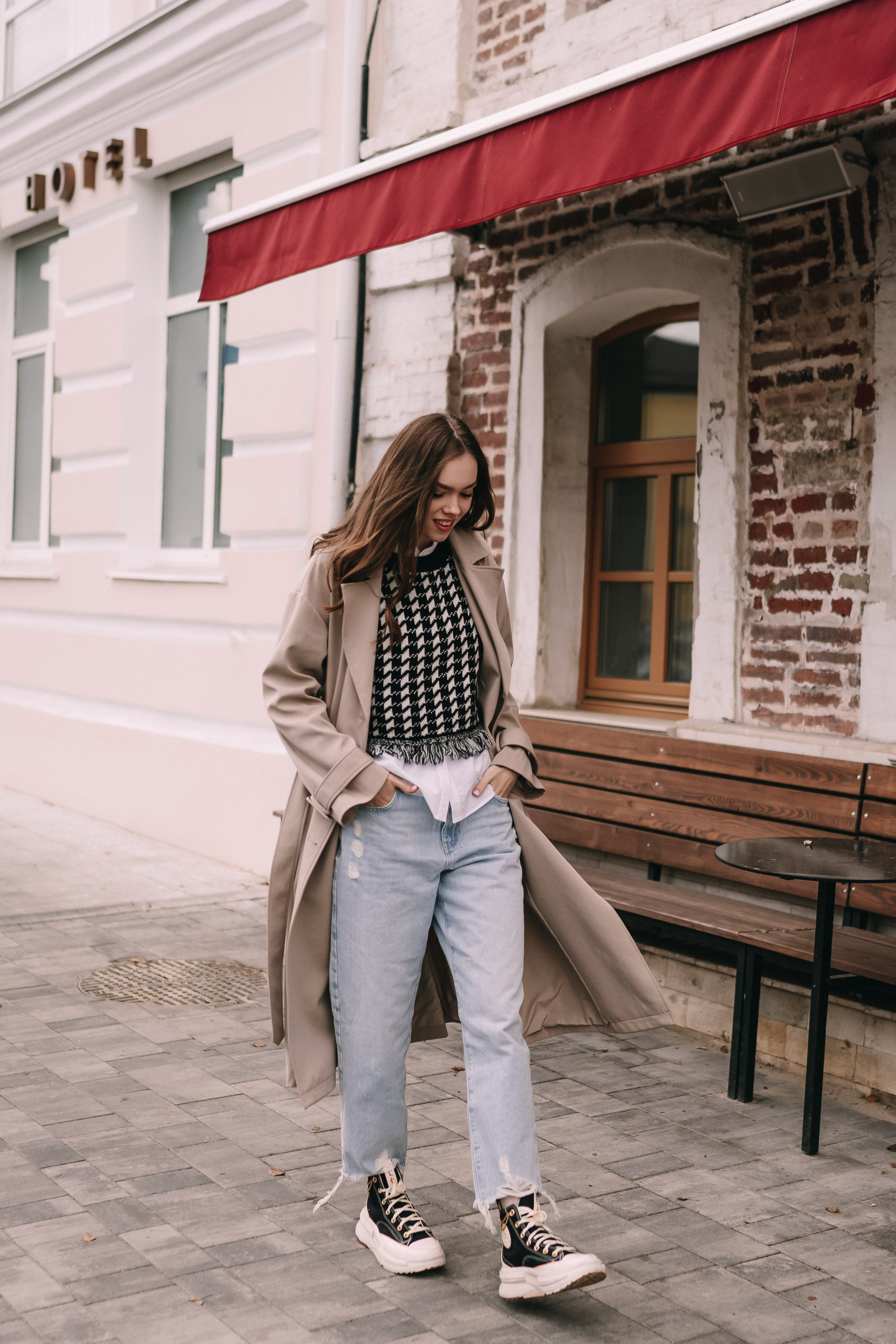 Девушка по городу. Https://instagram.com/ana.stasia.n