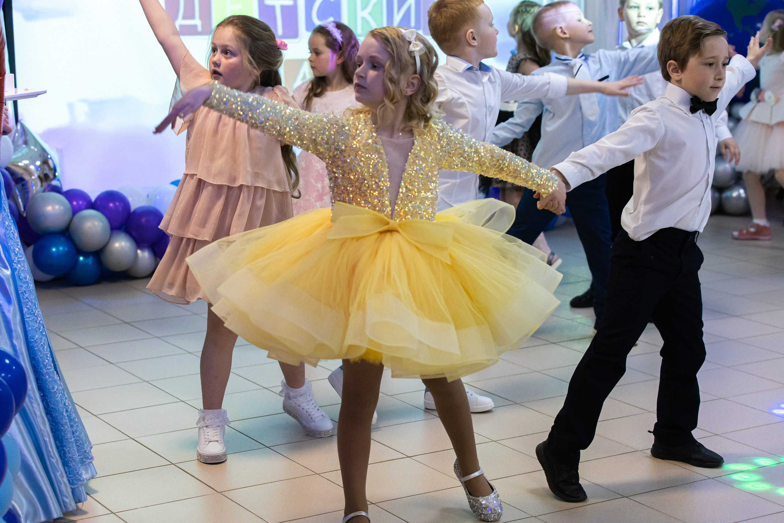 Фоторепортаж Выпускного. Фото, видео, авторские выпускные альбомы в Нижнем Новгороде