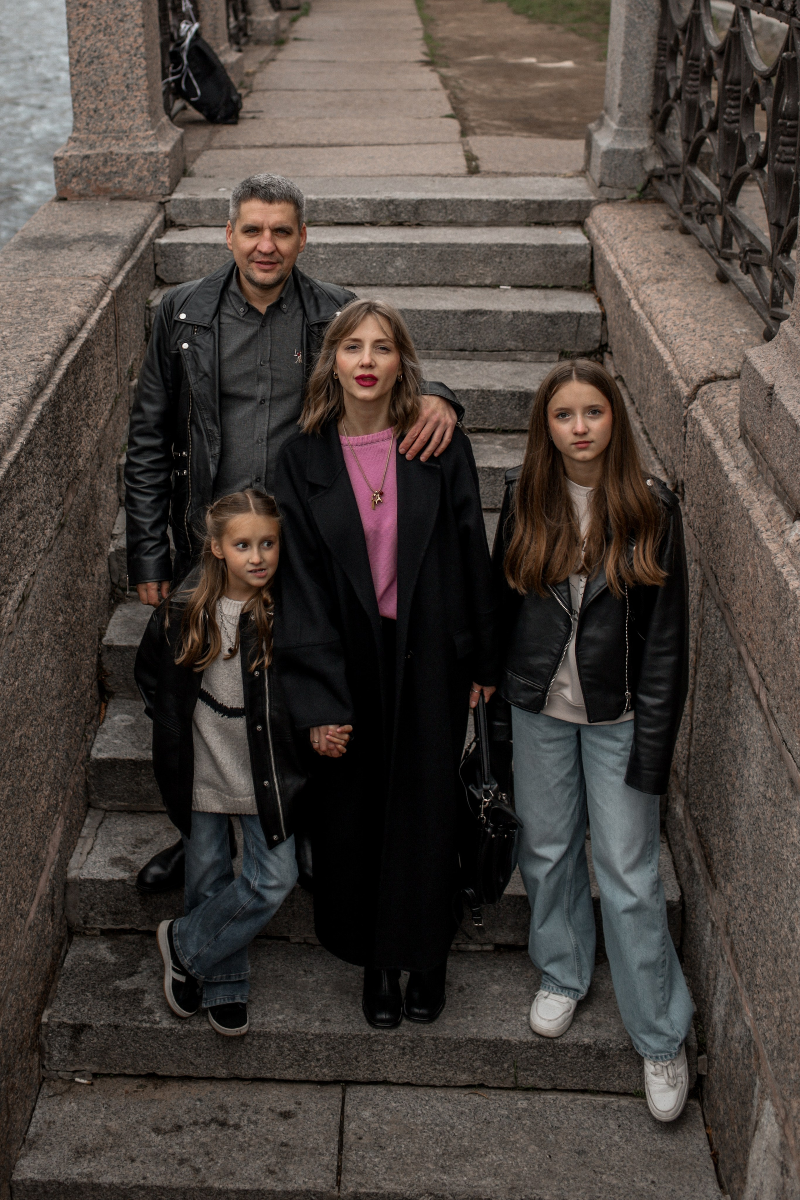 Наталия с семьей. Главная