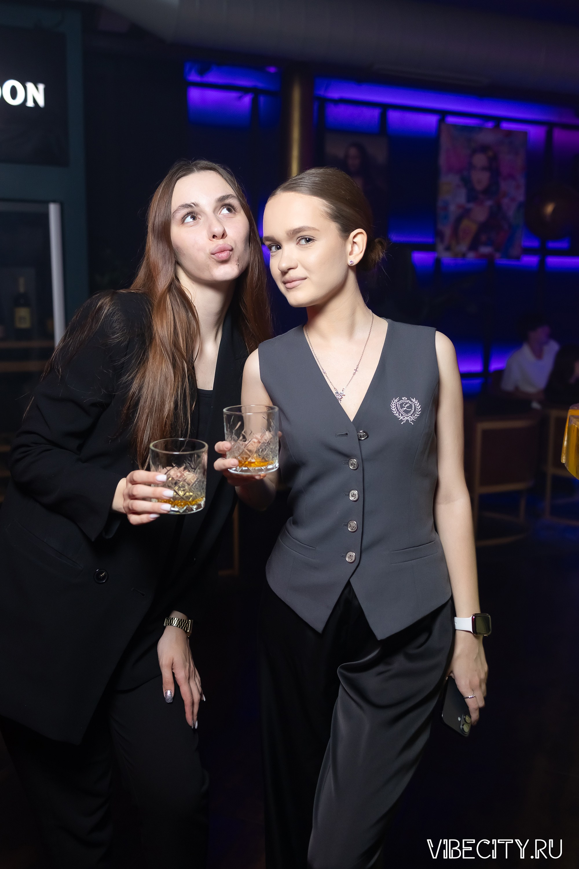 DOUBLE U. VIBECITY.RU Вайб Сити Ру Фоторепортажи Фотоотчеты Калининград