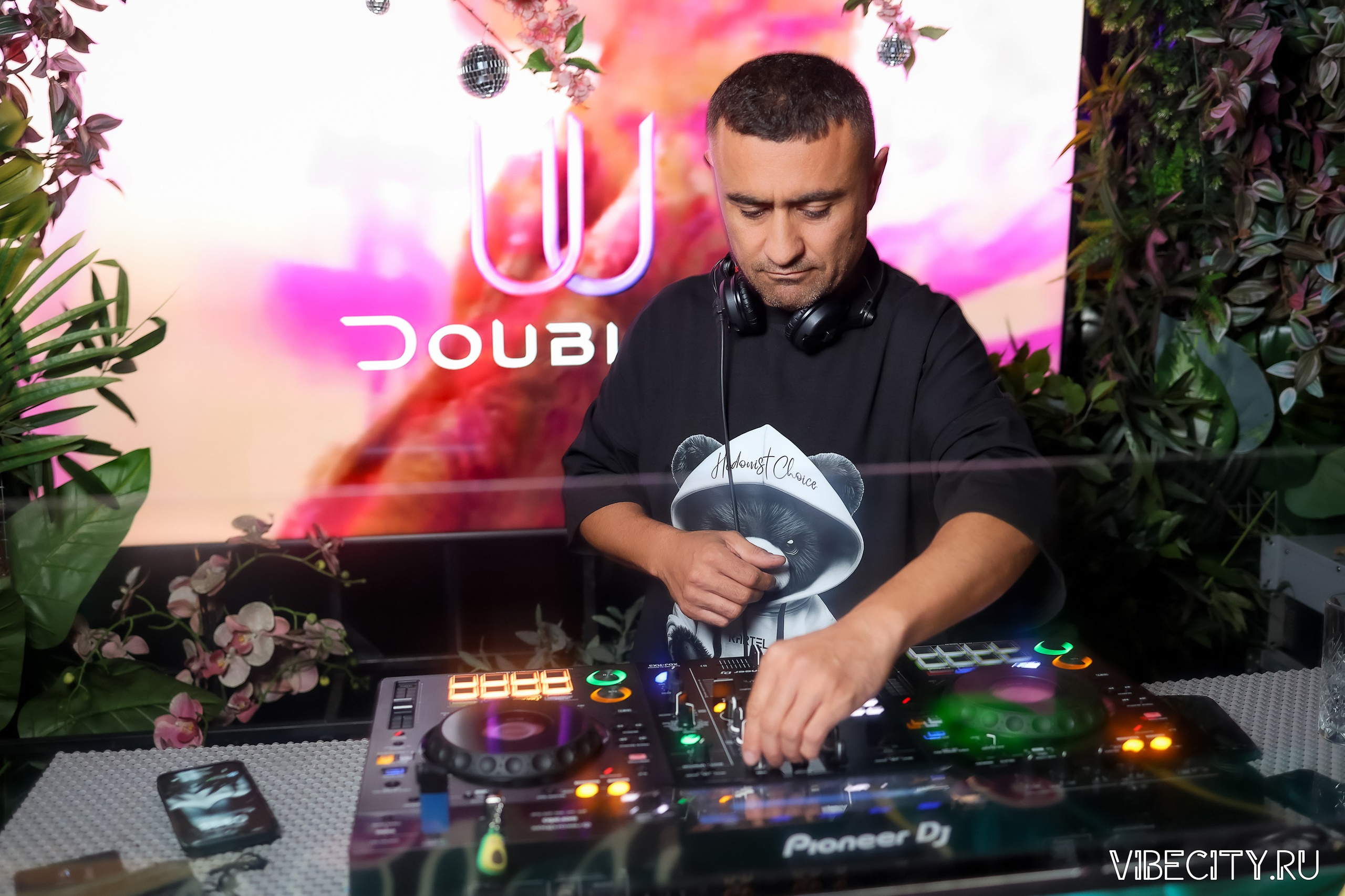 DOUBLE U. VIBECITY.RU Вайб Сити Ру Фоторепортажи Фотоотчеты Калининград