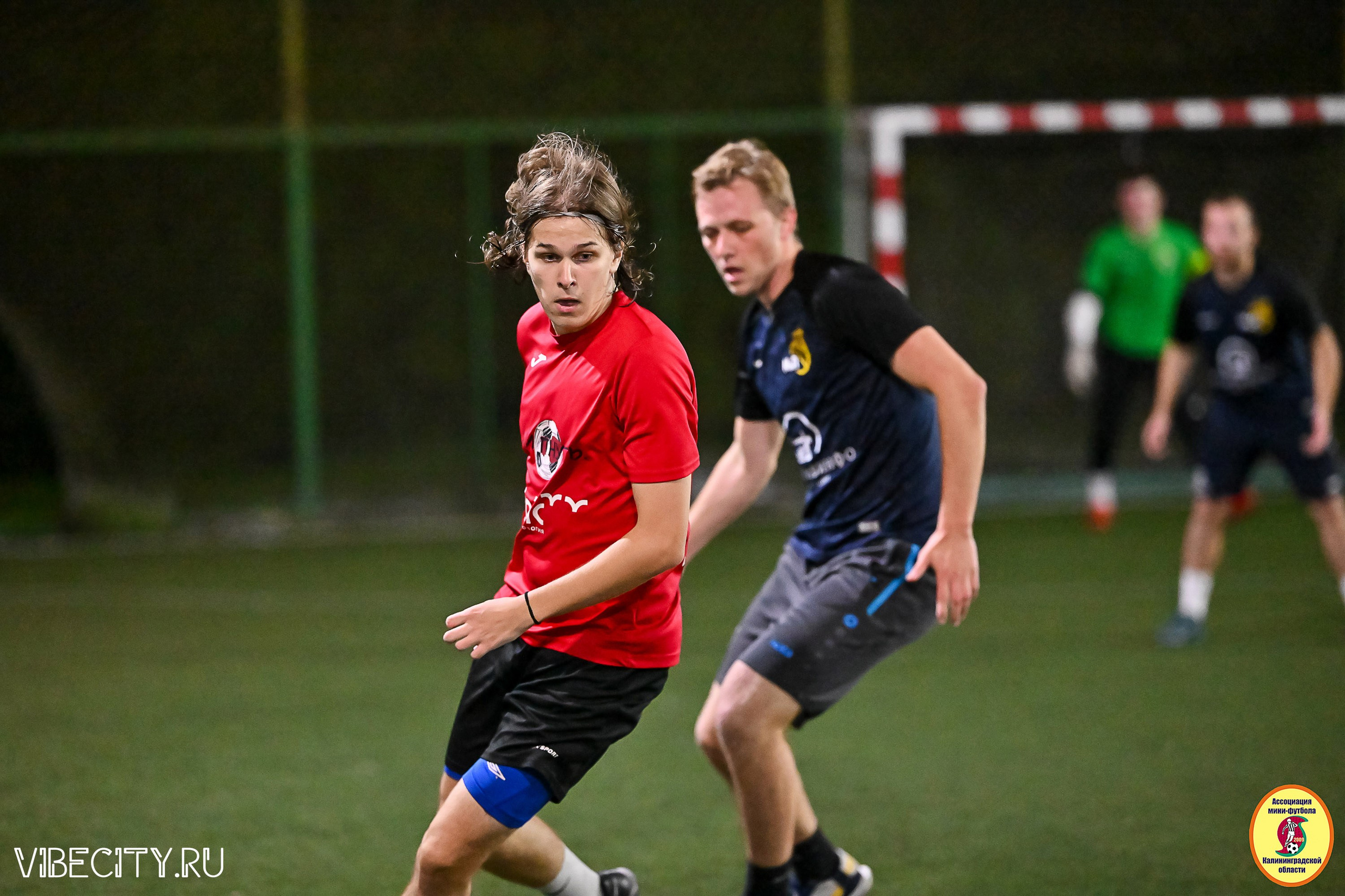 ФИНАЛЬНЫЕ ИГРЫ КУБКА МИНИ-ФУТБОЛЬНОЙ ЛИГИ И КУБКА КОРПОРАТИВНОЙ МФЛ 2025. VIBECITY.RU Вайб Сити Ру Фоторепортажи Фотоотчеты Калининград