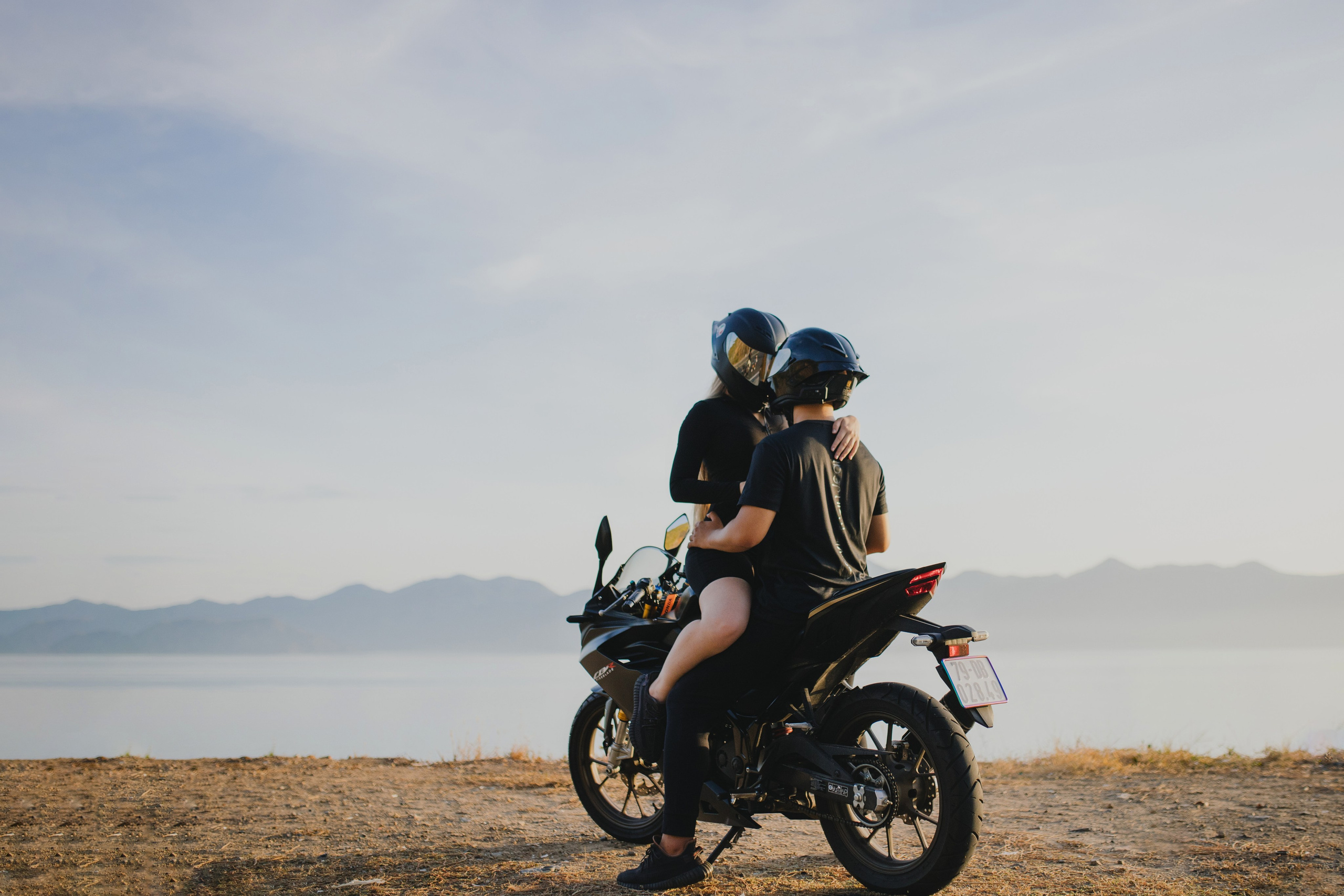 Рассветная прогулка на байках Кон и Ирина.Нячанг. Главная