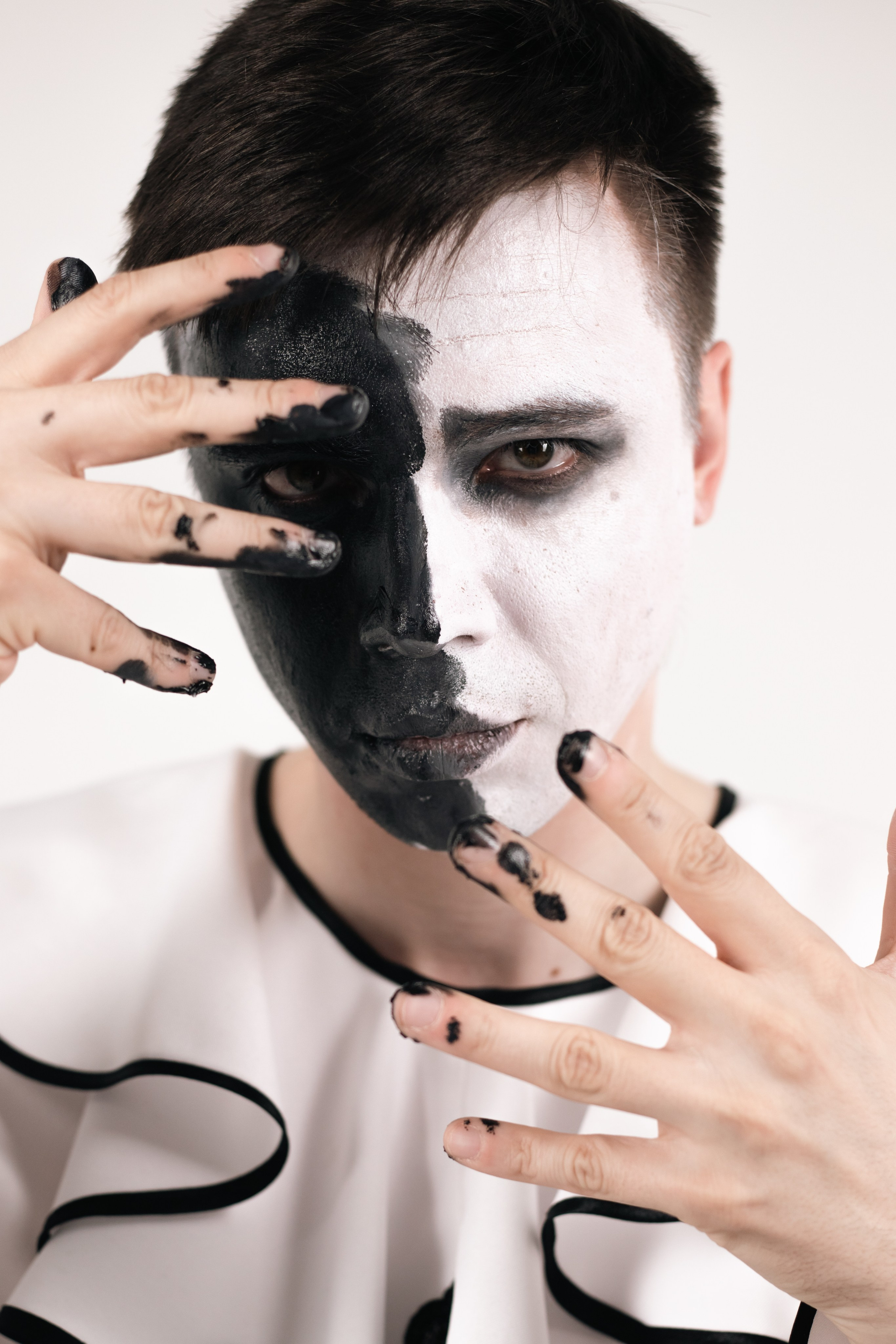 Евгений. Фотограф в Тюмени Даша Михнова. Портреты, фотопроекты, фотодни