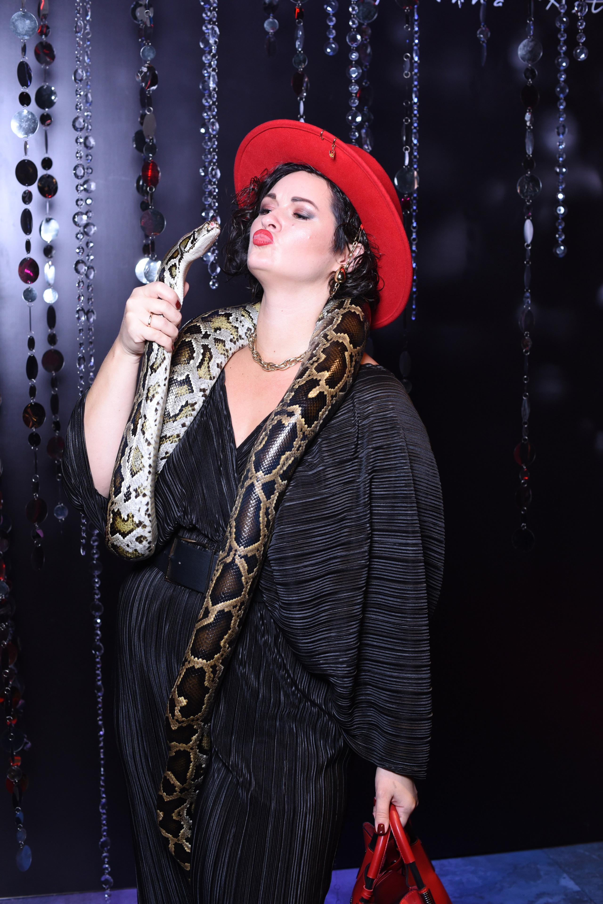 СПЛЕТНИ. Фотограф и видеограф в Краснодаре Анастасия Шеверева