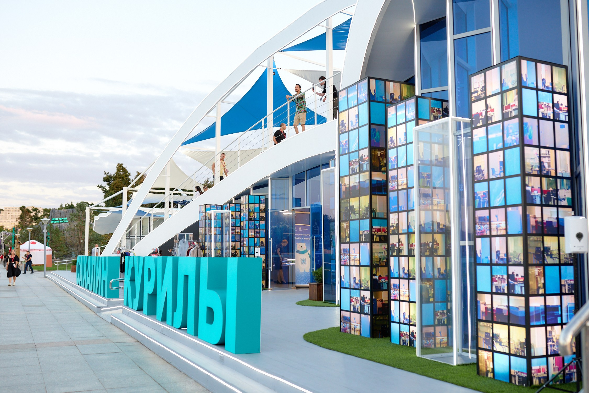 ВЭФ 2023. Репортажный фотограф Владивосток Анастасия Сокольникова