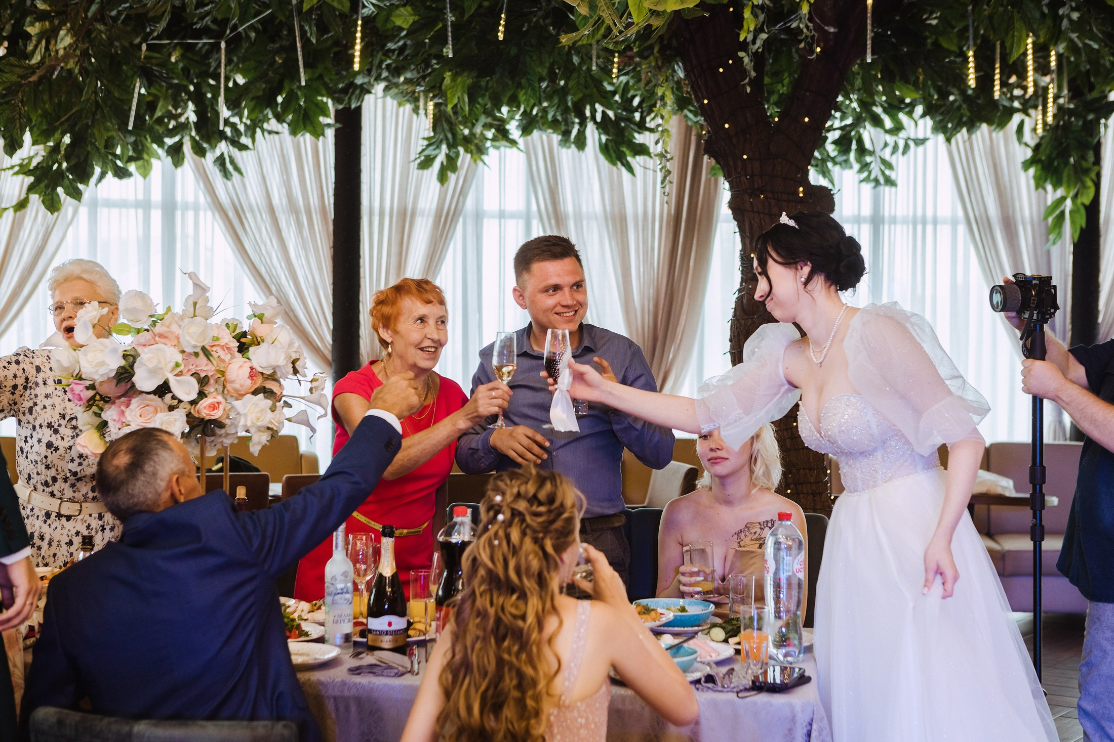 Александр и Ольга. Фотографы в городе Волгограде — Людмила Агеева и Алексей Околелов