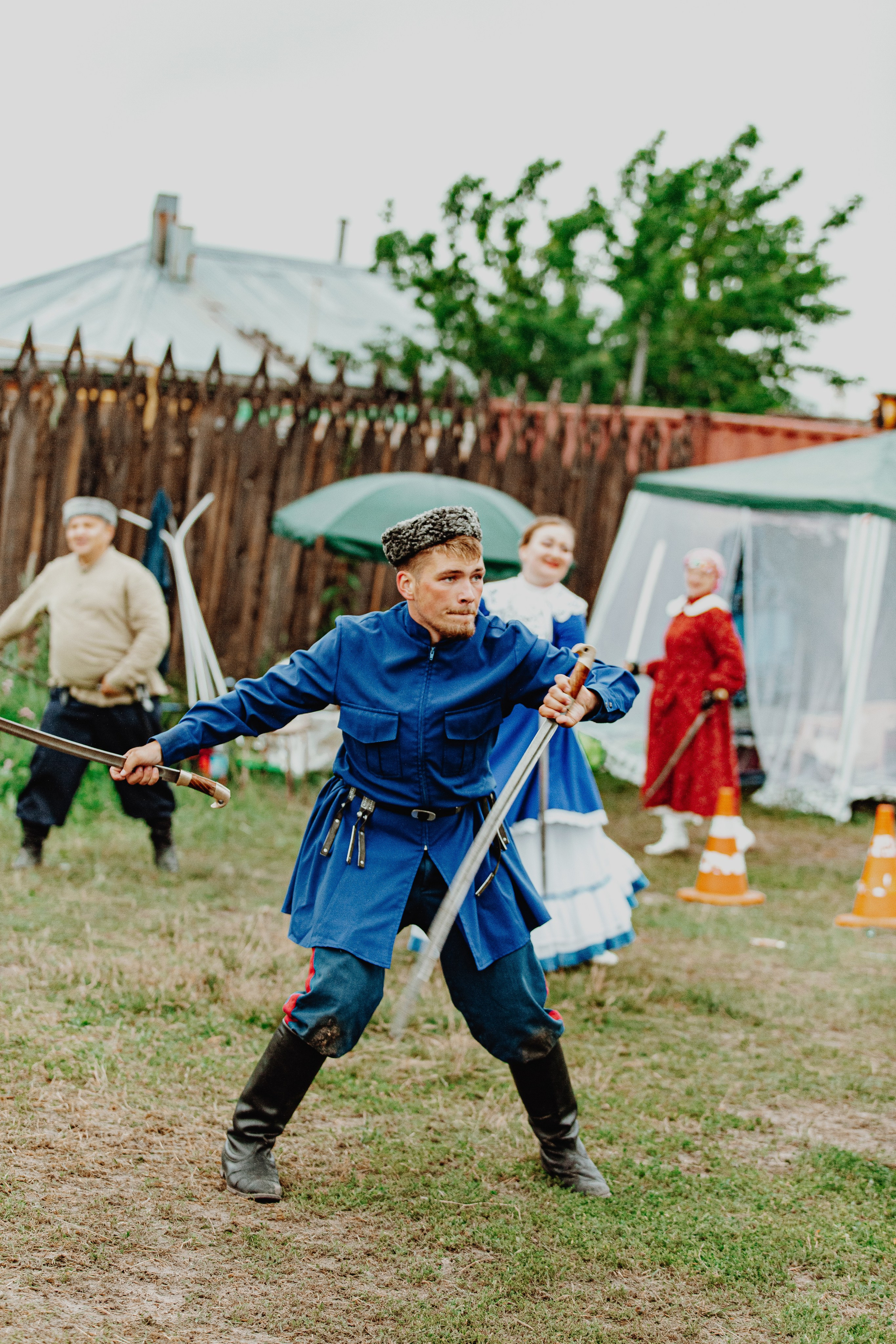 Фестиваль «Абалакское поле» XVI. Арт-фотограф Крис Л. в Тобольске: портрет, семейные, свадьбы