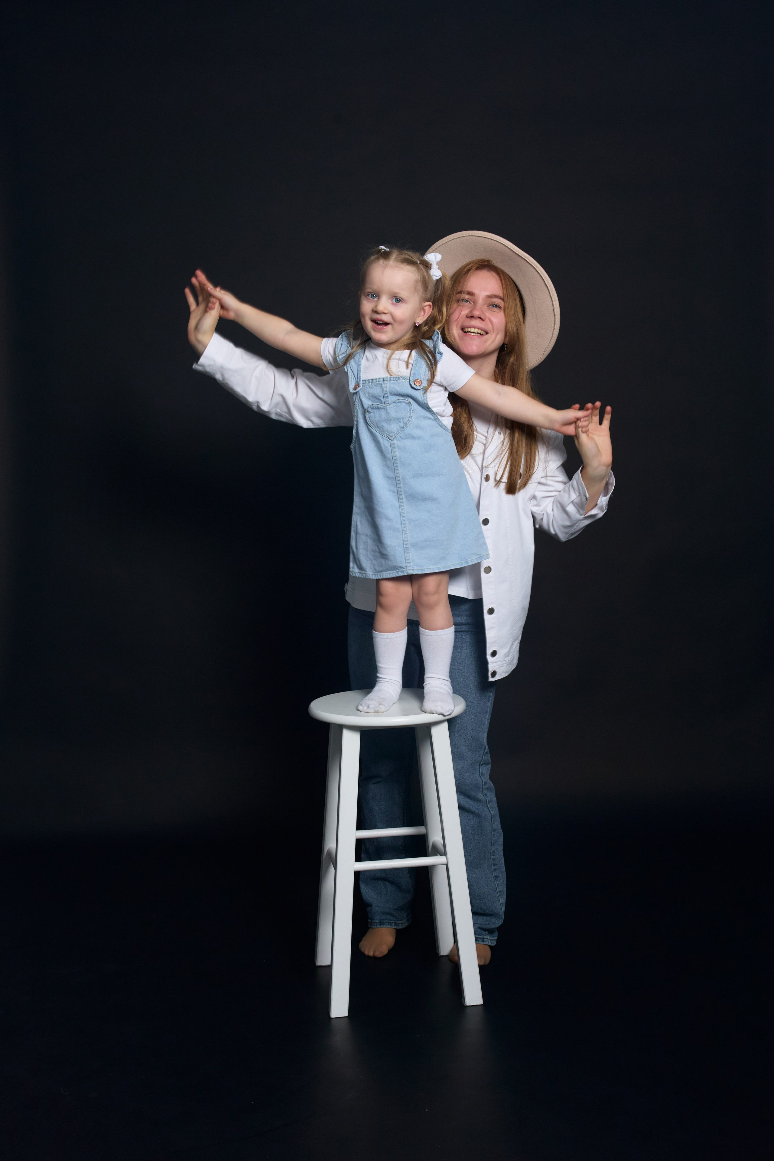 Семья и друзья. Фотостудия автопортрета ЛИЦА