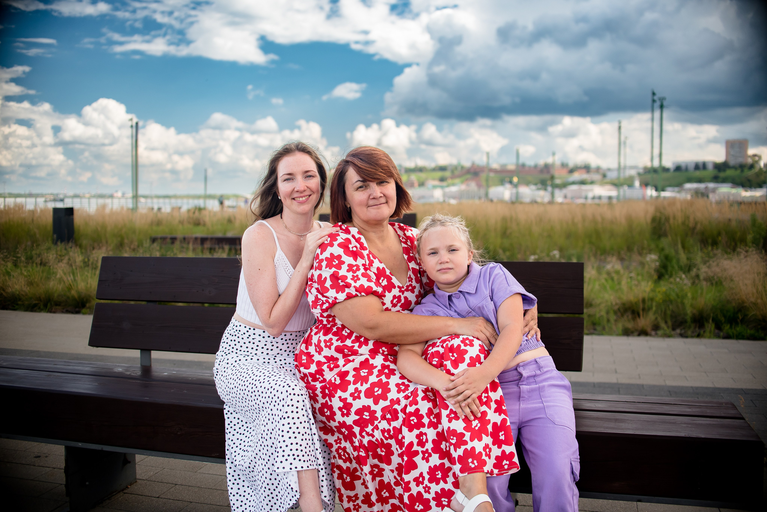 Семейная прогулочная фотосессия. Фотограф Макс Огурцов в Нижнем Новгороде