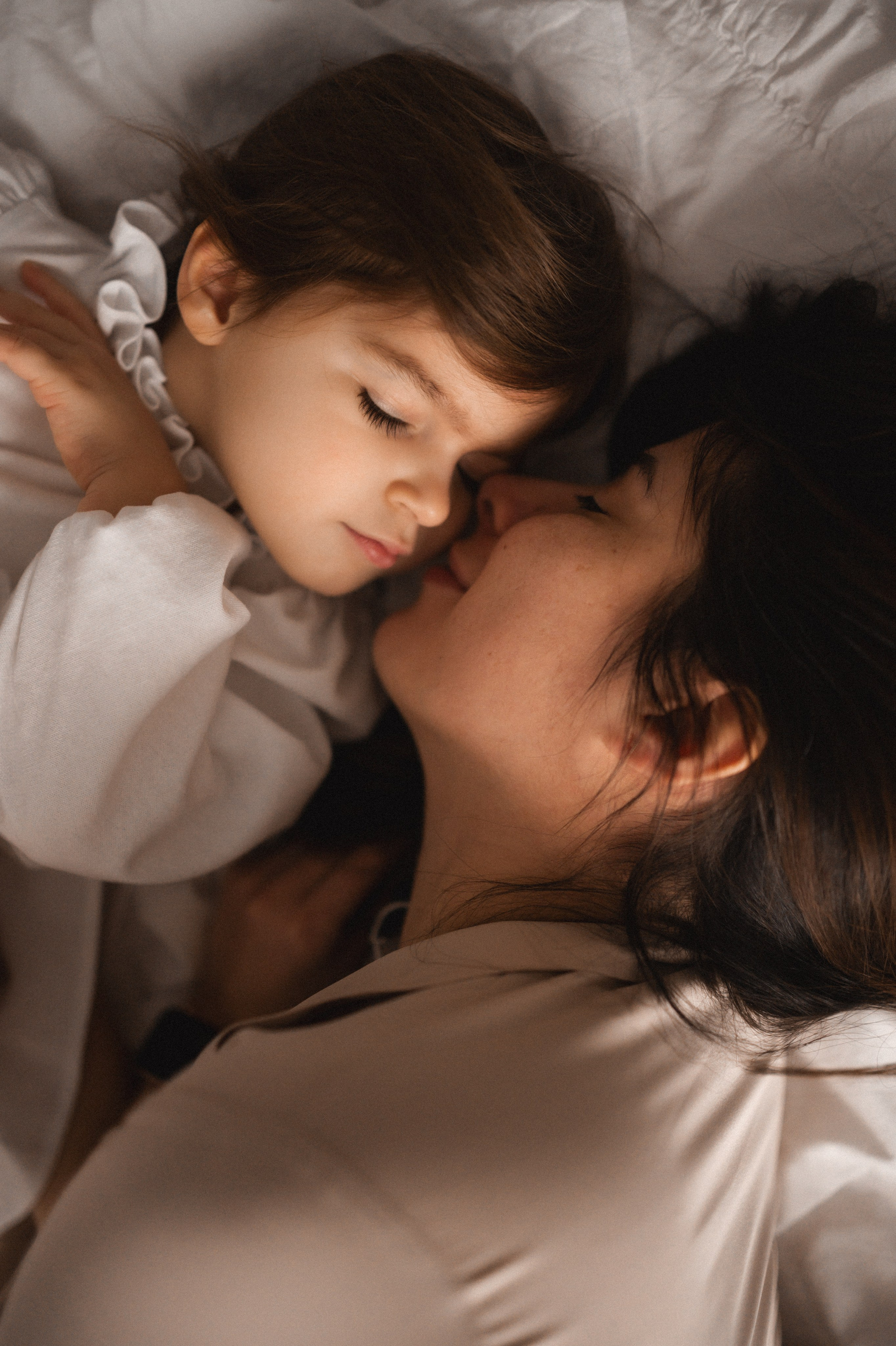 Лена и Николь дома. Семейный и свадебный lifestyle-фотограф в Москве Мария Петрова