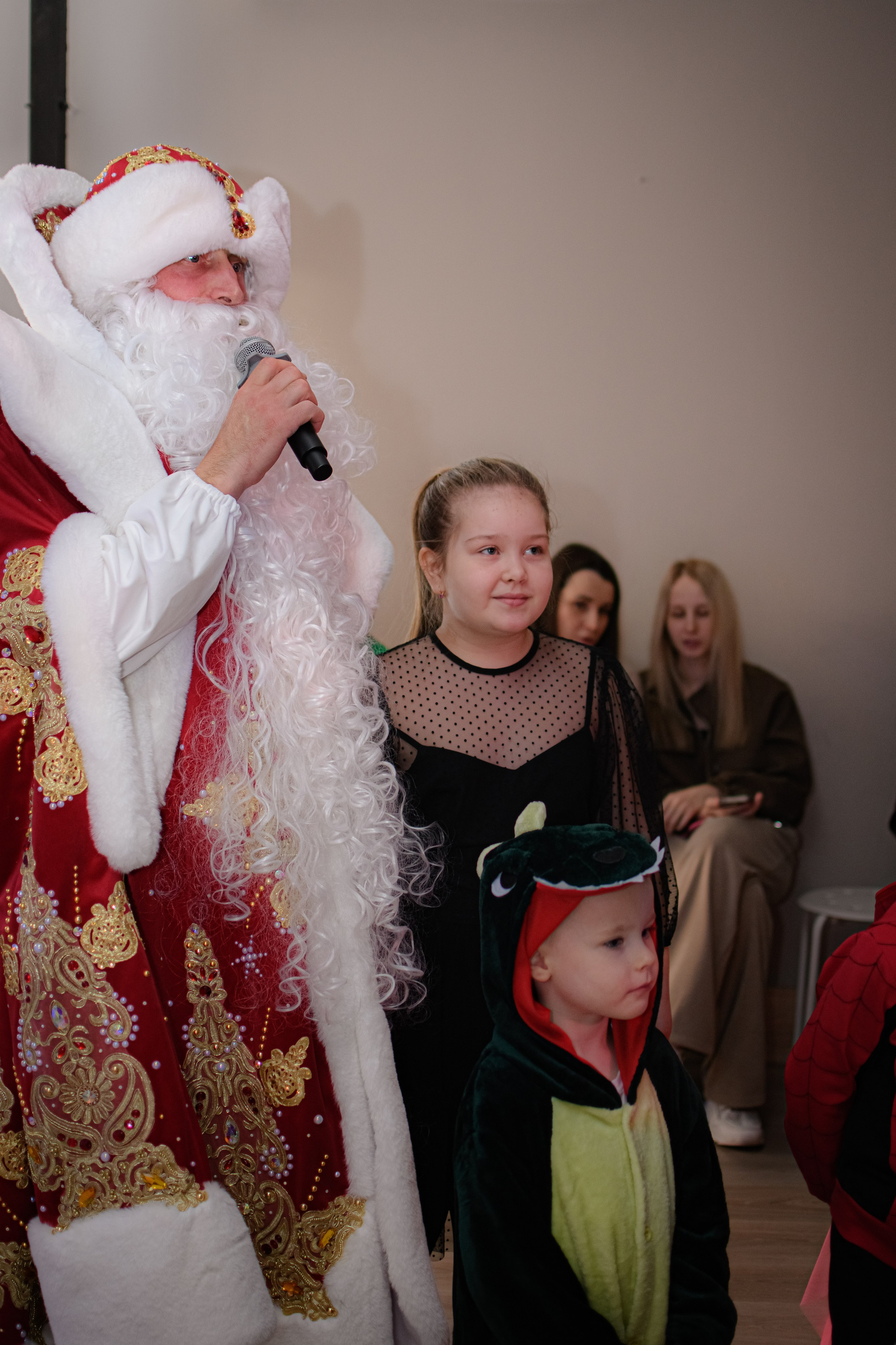 HAPPY NEW YEAR. Photokarish