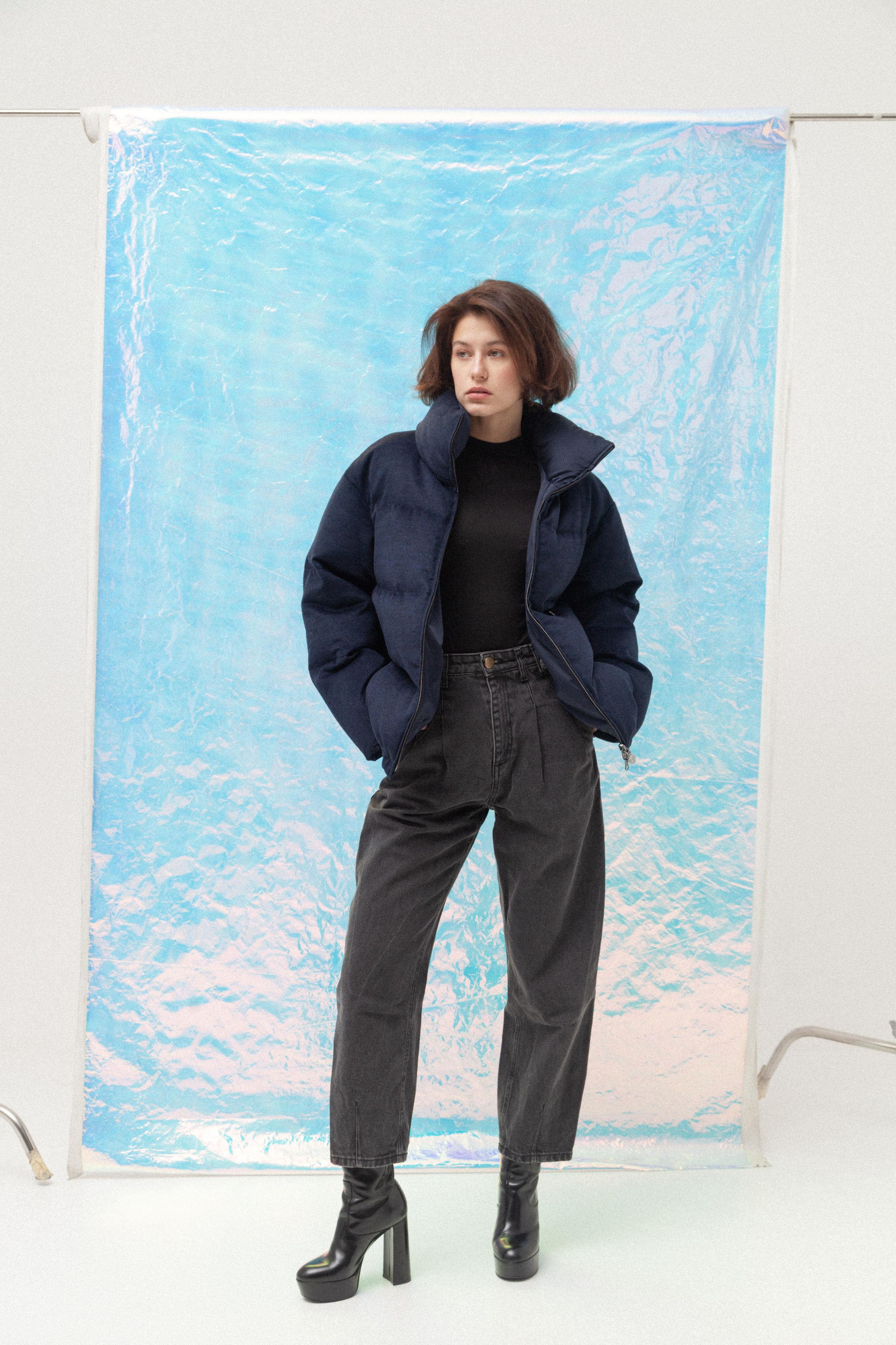 Фотосъемка одежды в Барнауле. Фотограф для бизнеса, маркетплейсов, контента и соцсетей в Барнауле Савинкова Виктория