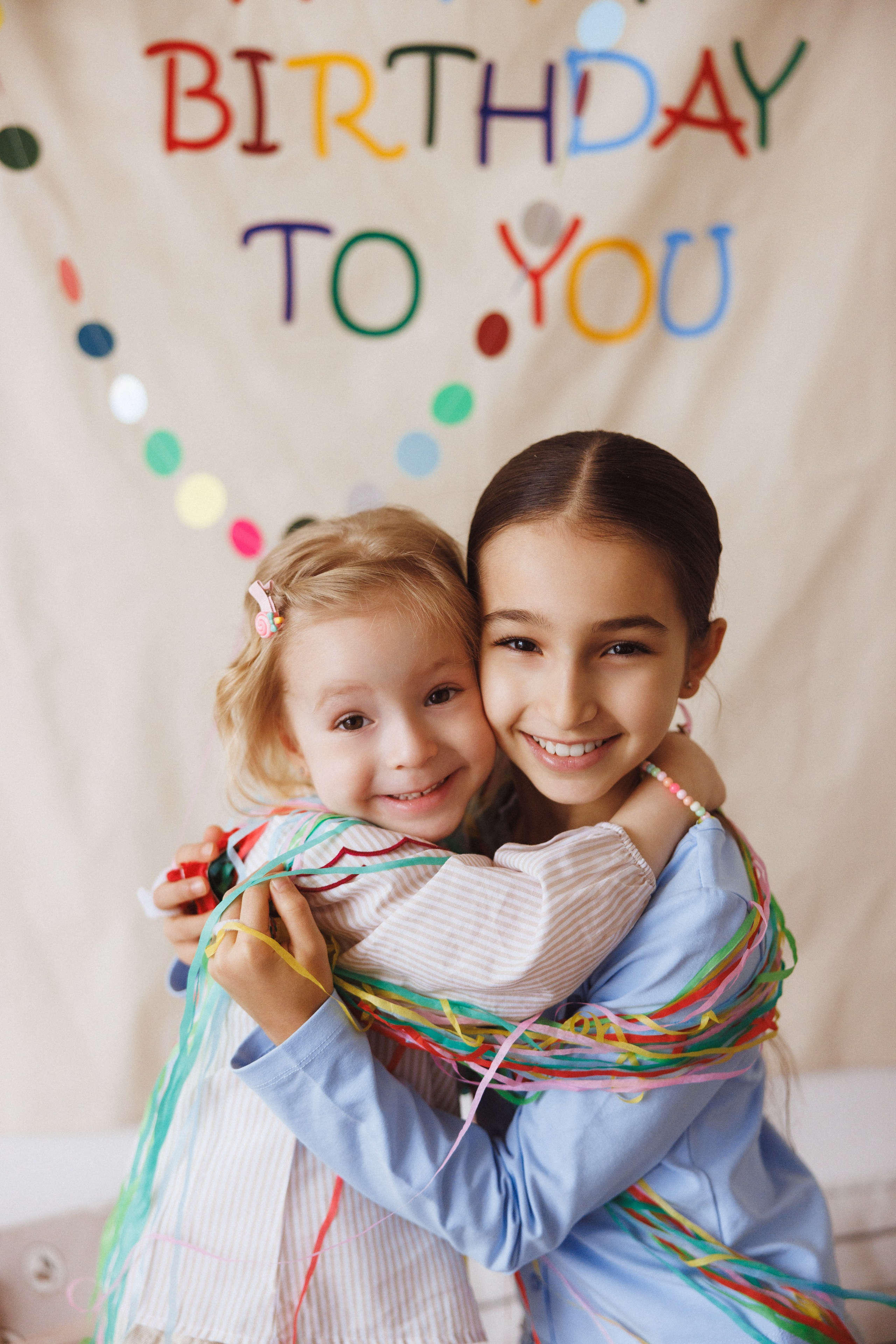 Яркая, весёлая фотосессия к Дню рождения. Фотостудия «Mestone», город Краснодар. Семейный и детский фотограф в Краснодаре Анна Трашкова