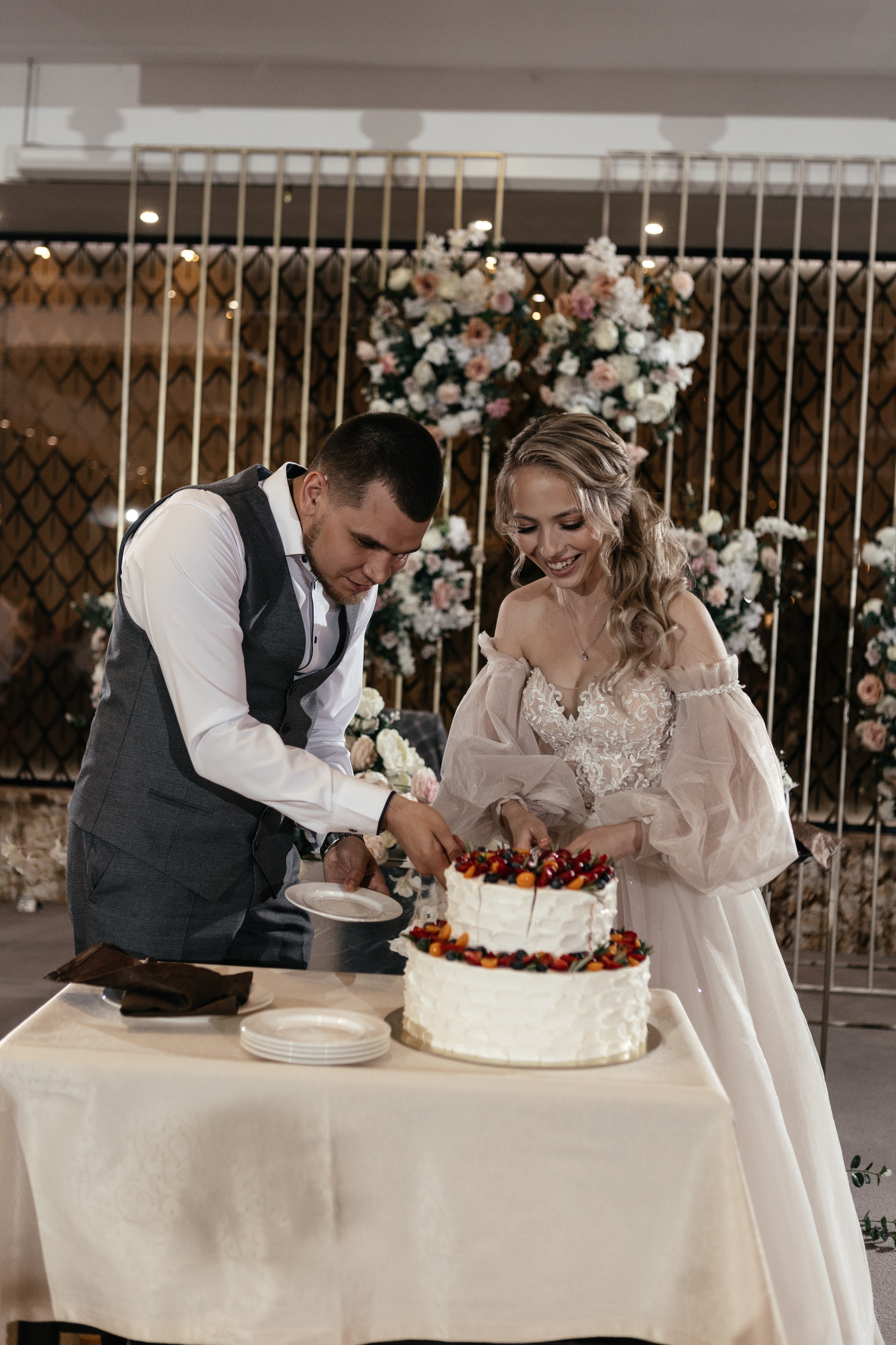 Свадебный фотограф Уфа — Руслан ГабдлисламовЖивые эмоции, красивые кадры, воспоминания на всю жизнь.Работаю по всей Республике Башкортоста. Свадебный фотограф Уфа Руслан Габдлисламов