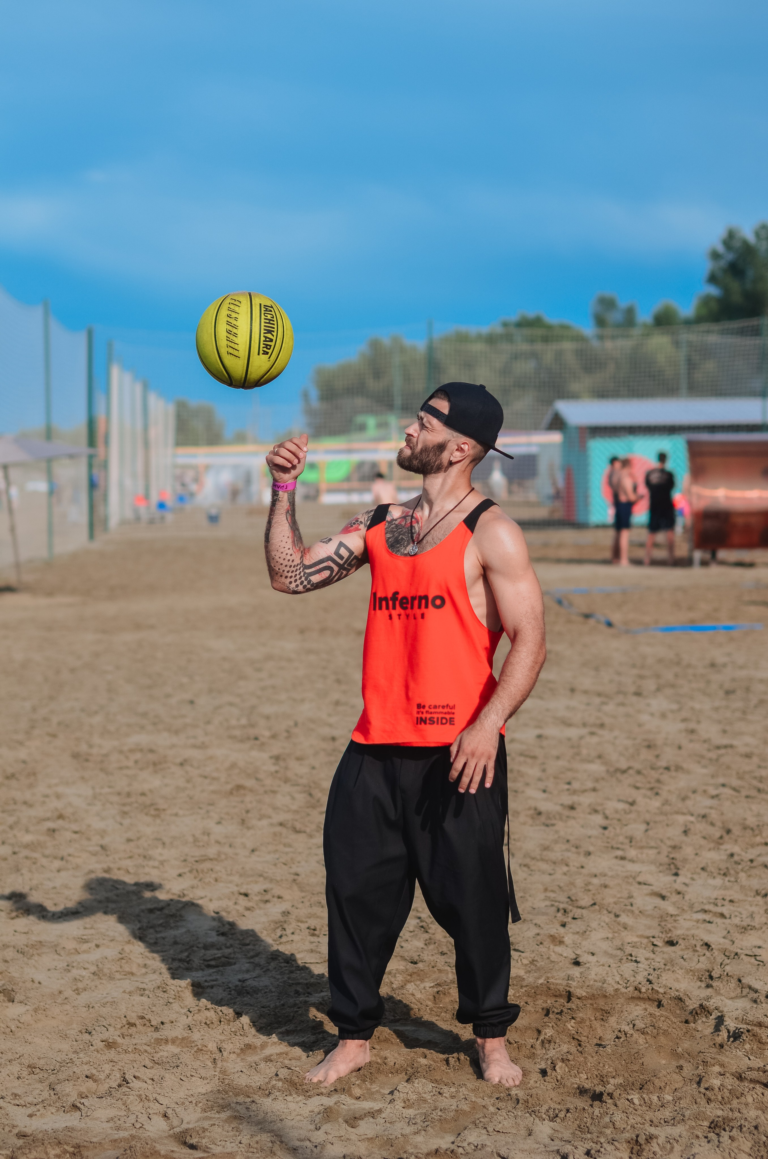 Фестиваль «Грань» 2025. Спортивная площадка. Денисова Аля — фотограф для парных съемок и индивидуальных историй в Барнауле