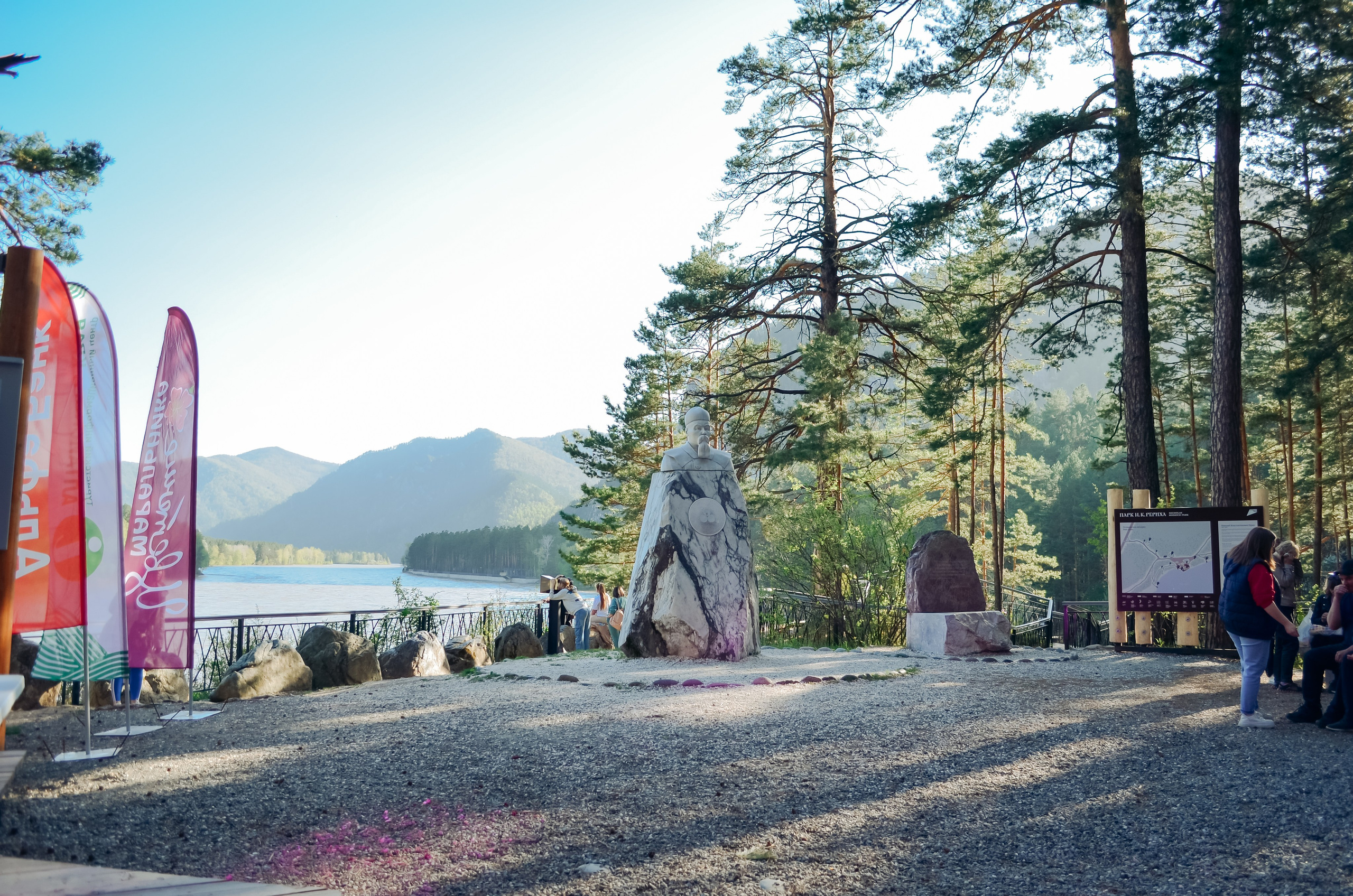 Фестиваль «Цветение Маральника на Алтае 2025». Фоторепортаж. Денисова Аля — фотограф для парных съемок и индивидуальных историй в Барнауле