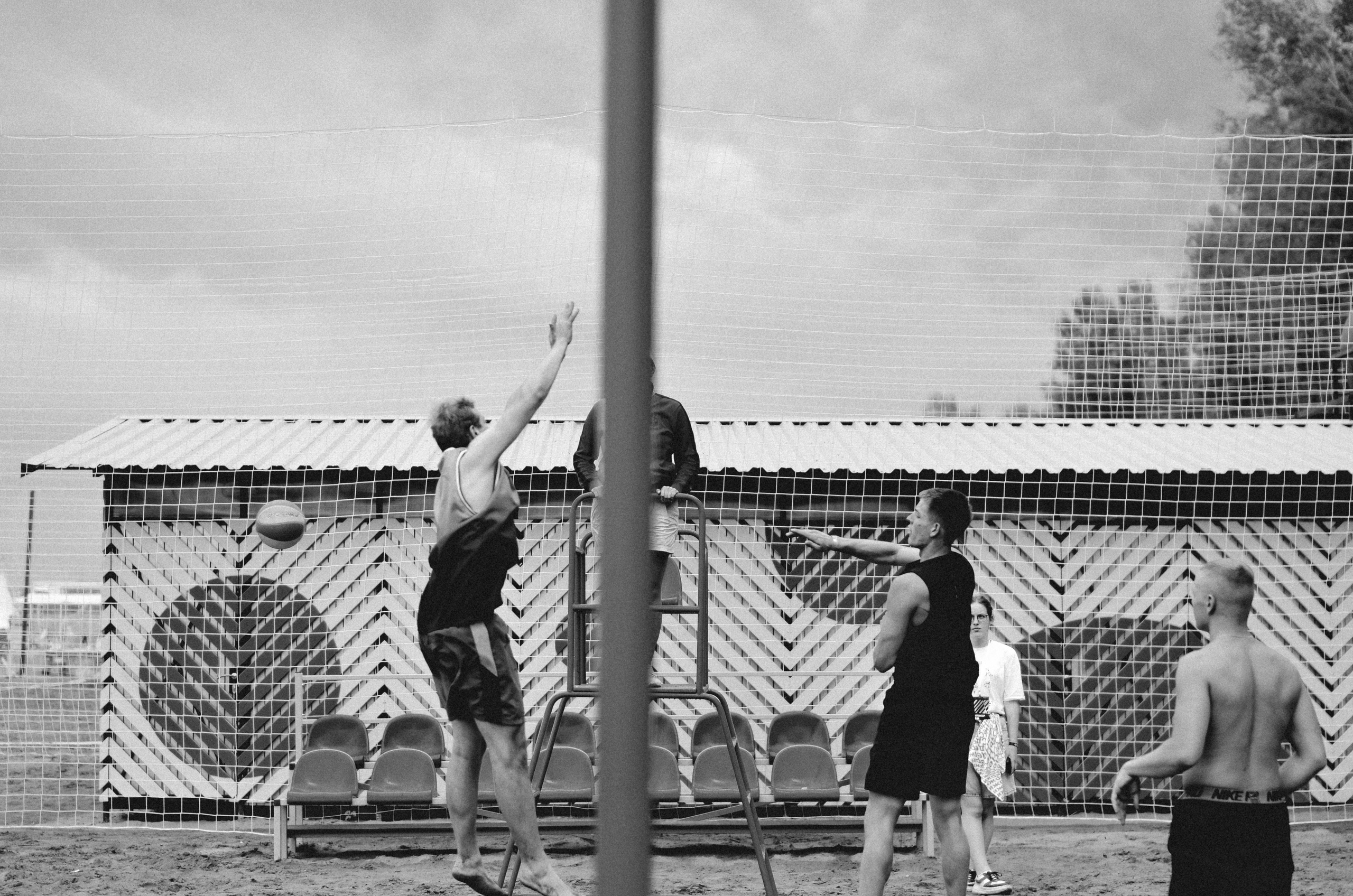 Фестиваль «Грань» 2025. Спортивная площадка. Денисова Аля — фотограф для парных съемок и индивидуальных историй в Барнауле