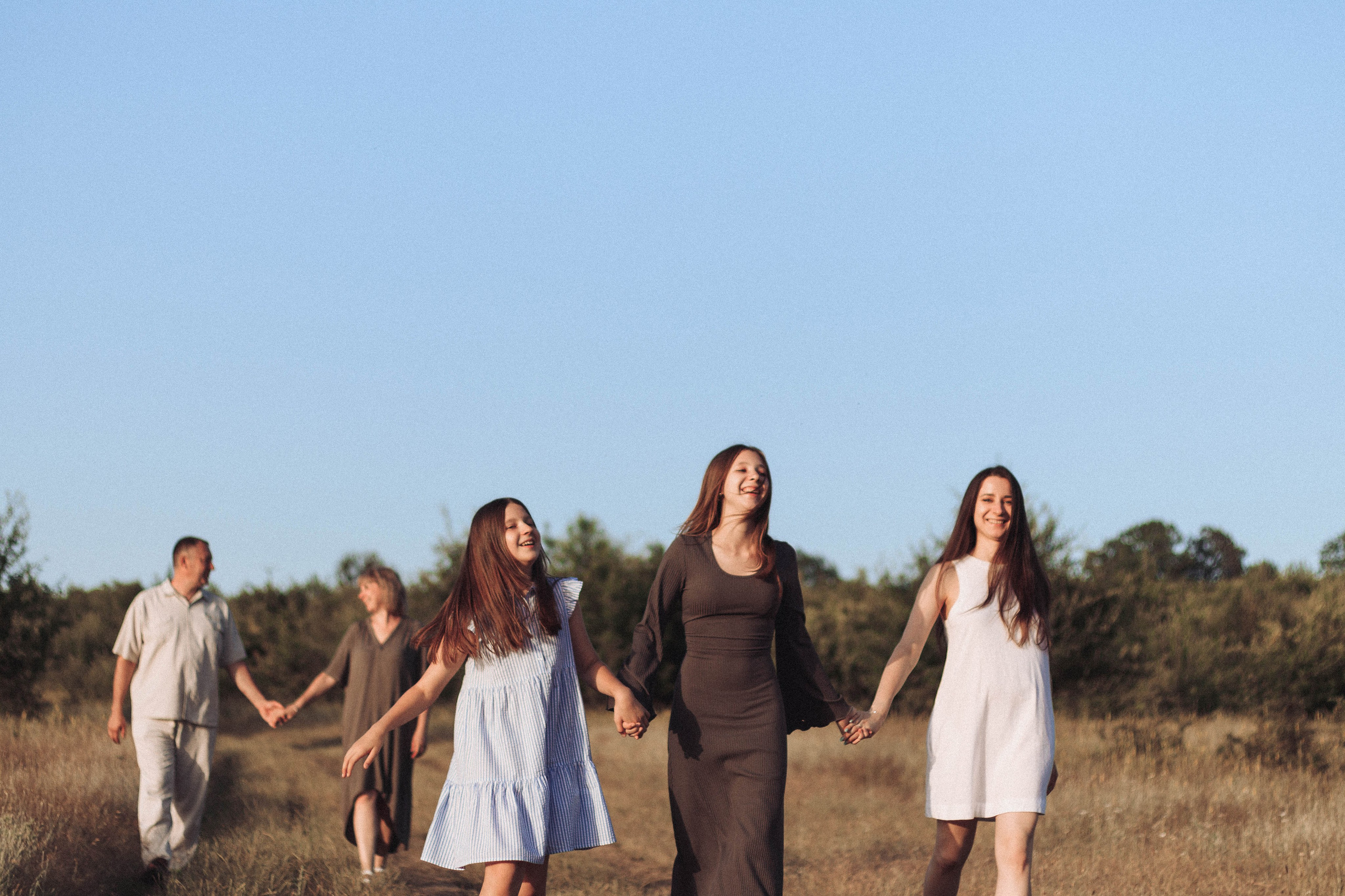 Дмитрий и Наталья с дочками. Фотограф в Краснодаре Ксения Мархинина