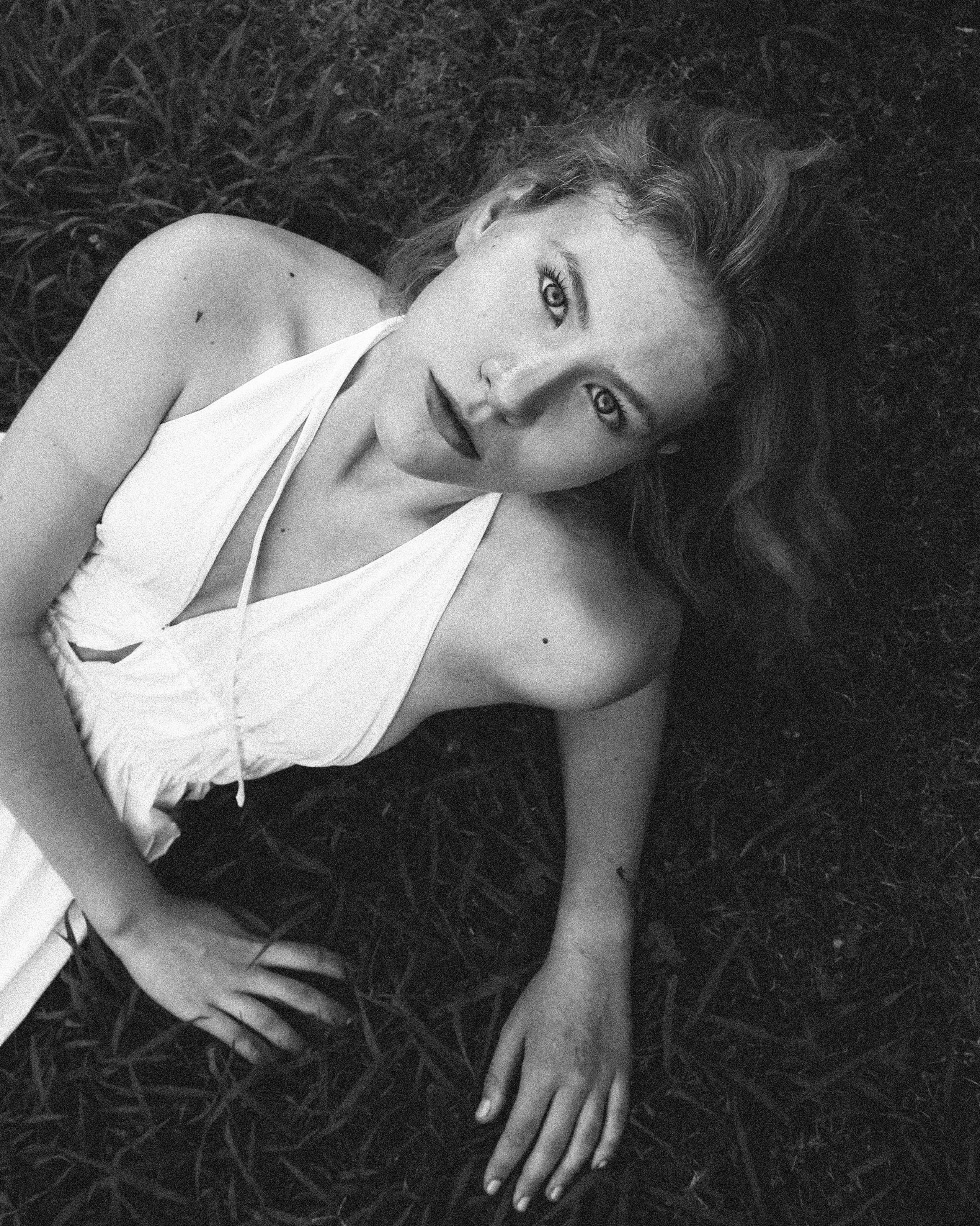 NATURE. Портретный и ню фотограф в Москве Александра Мишура