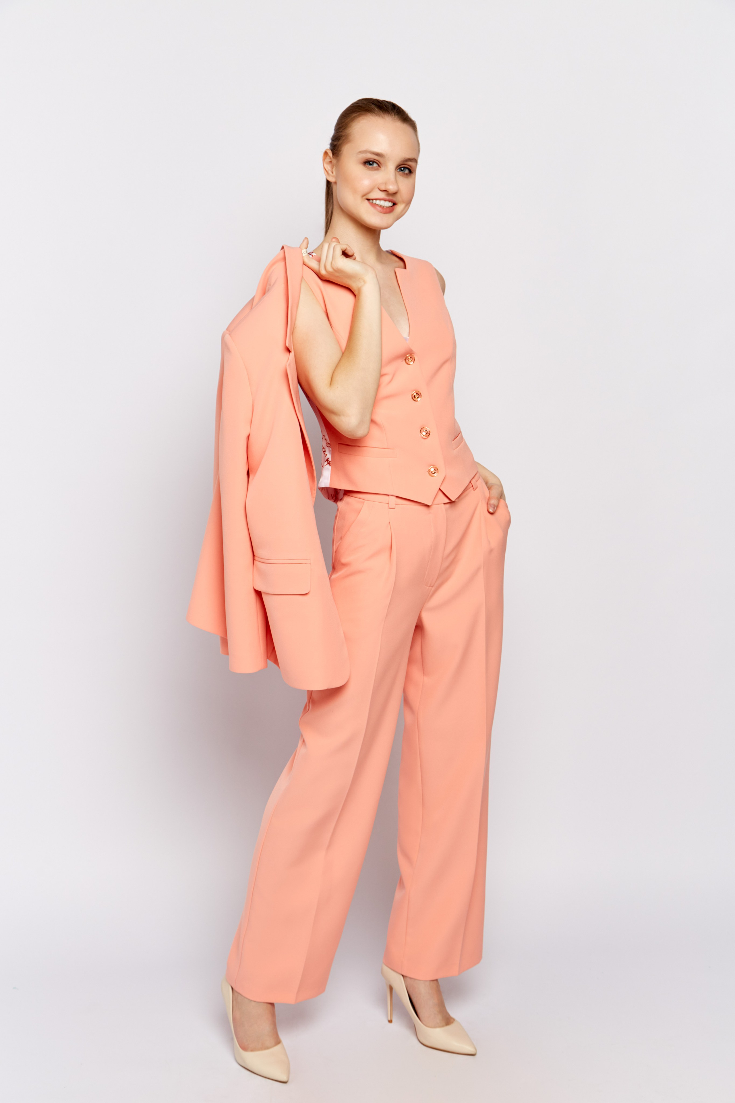 Съемка каталога для бренда одежды Носичитай. Коммерческий фешн и бьюти фотограф в Москве Березина Анна