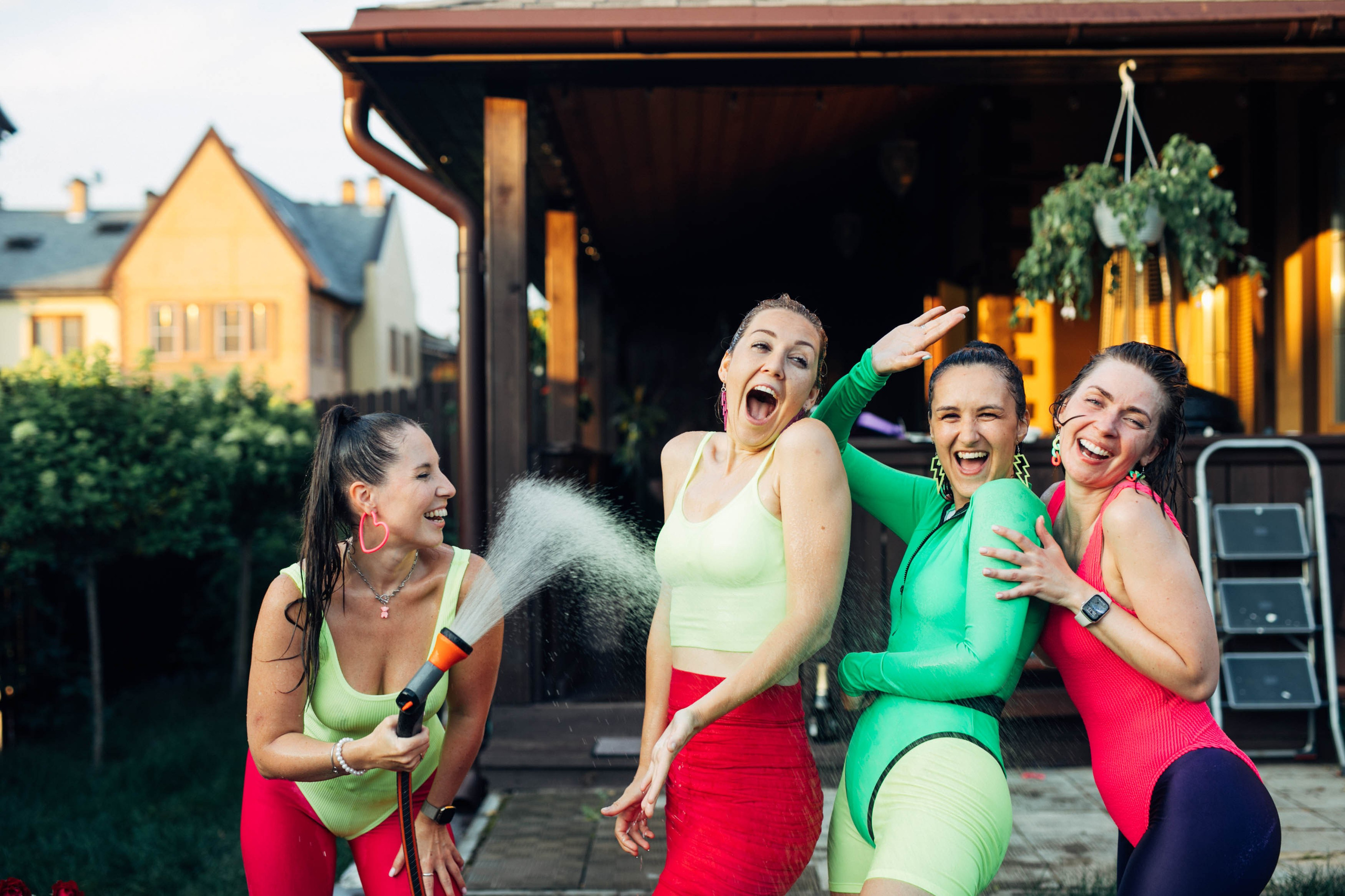 Анонс: GIRLS GIRLS GIRLS. Фотограф Наташа Румянцева