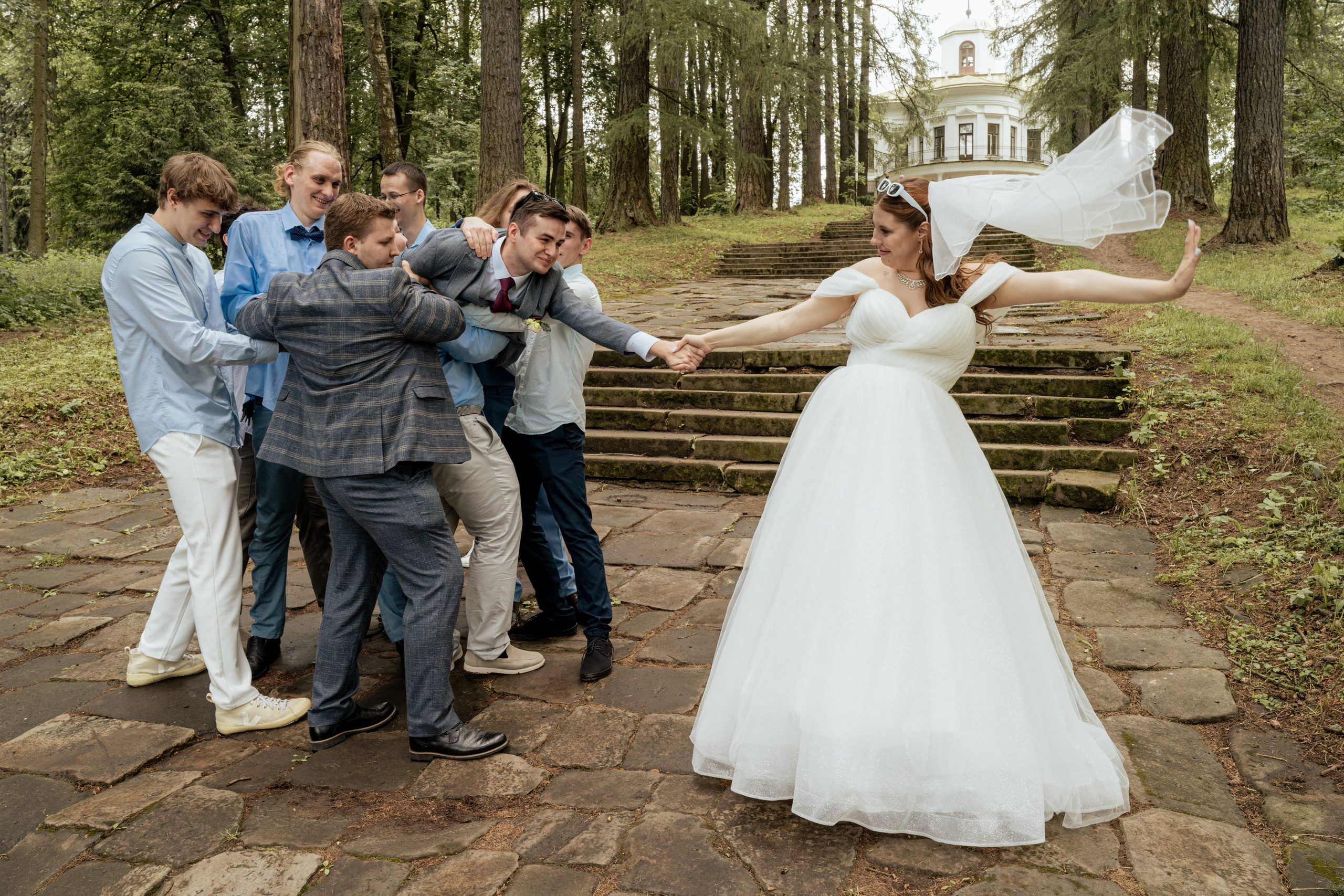Альбом свадебная фотосъёмка, венчание, утро невесты, роспись, банкет. «Студия DRONAVT`s» — видеосъёмка и фотография г. Москва